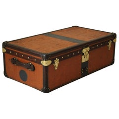 Malle de cabine Louis Vuitton en cuir de veau des années 1920