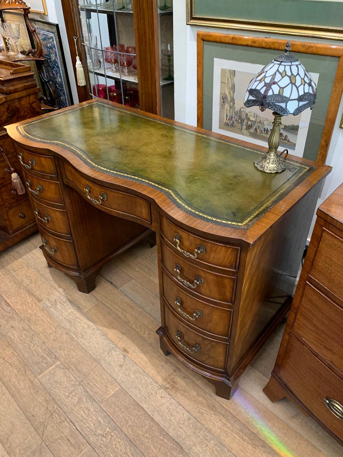 Edwardian 1920's Mahogany Serpentine Bow-Shaped Pedestal Desk