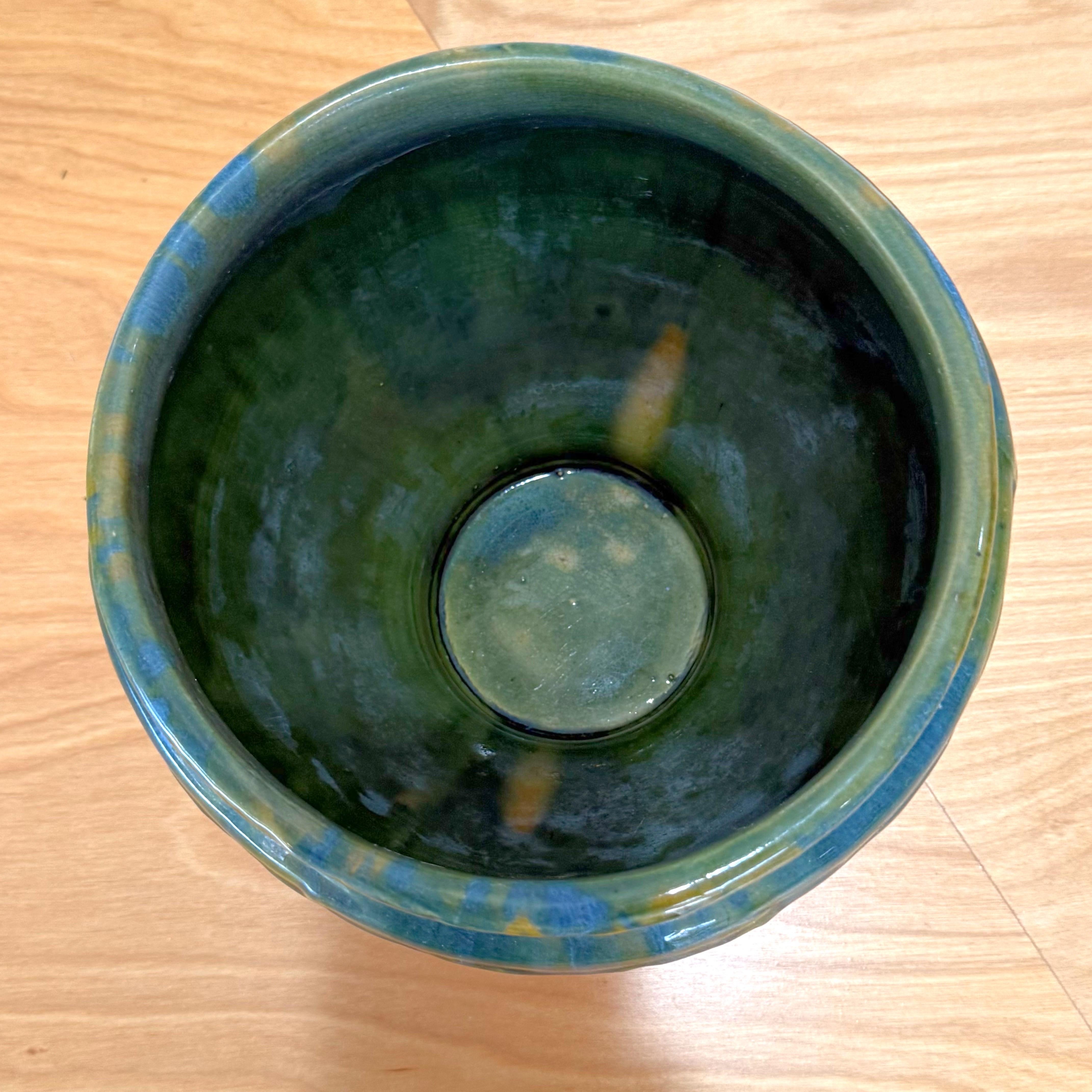 Art nouveau Jardiniere en majolique Brush Mccoy Blended Glaze des années 1920 en vente