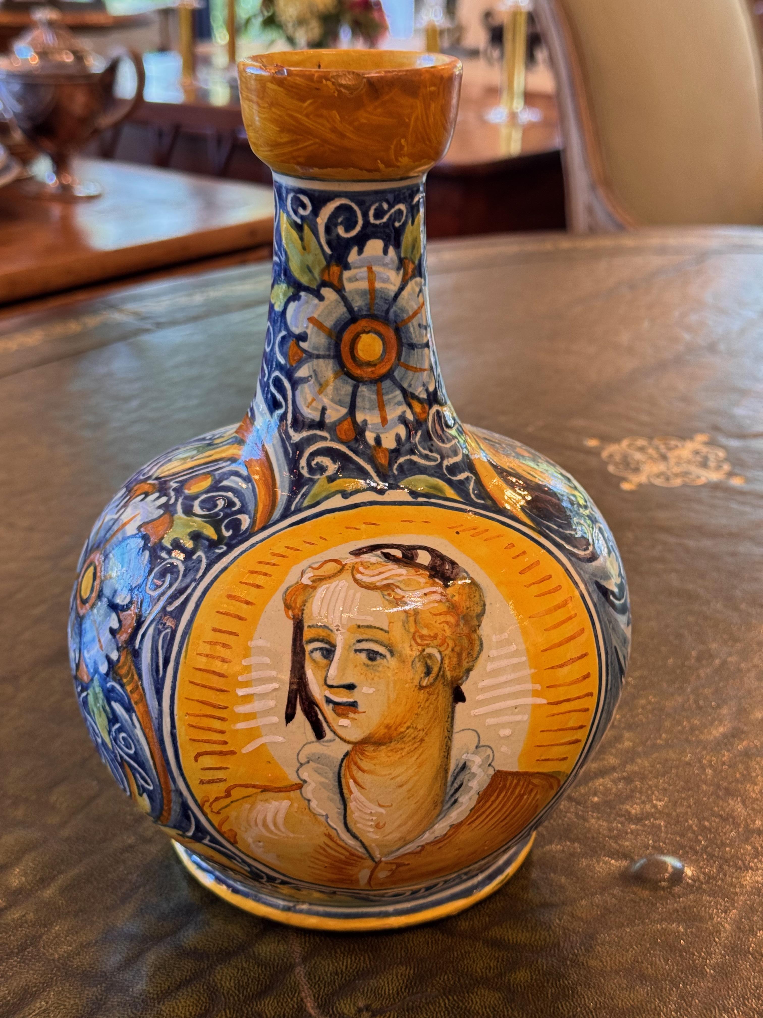 Inizio XX secolo Vaso in ceramica maiolicata degli anni '20 in vendita