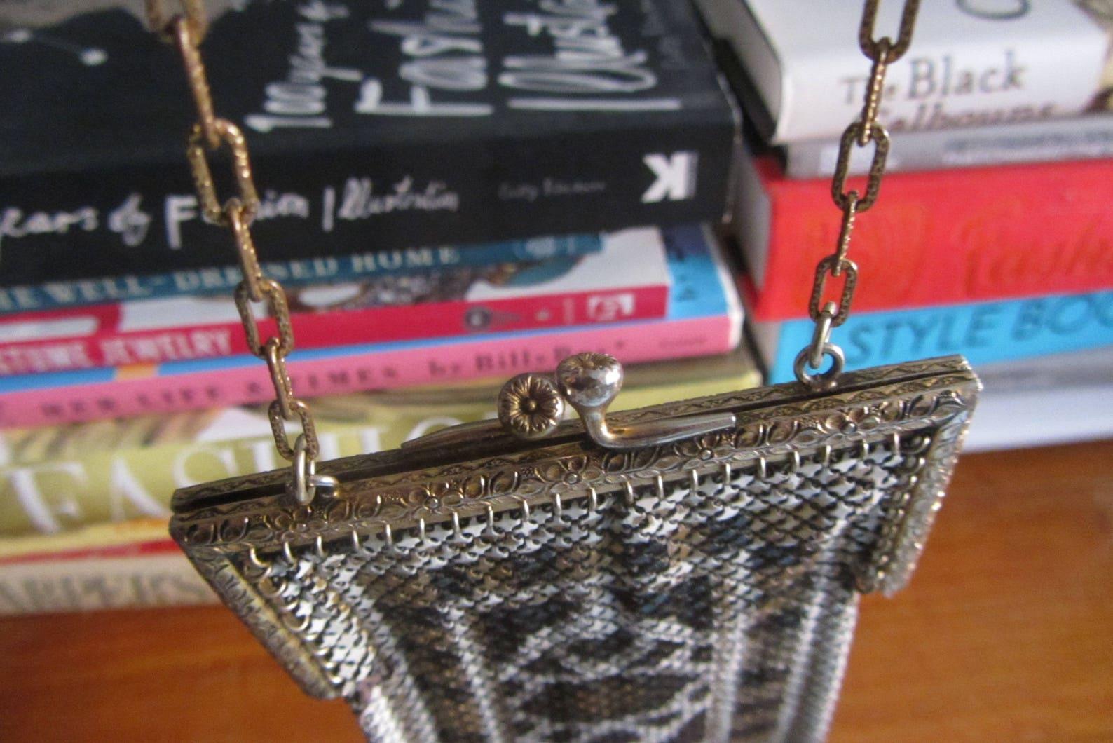 Mandalian Mesh Metal Purse, Circa 1920s For Sale 2