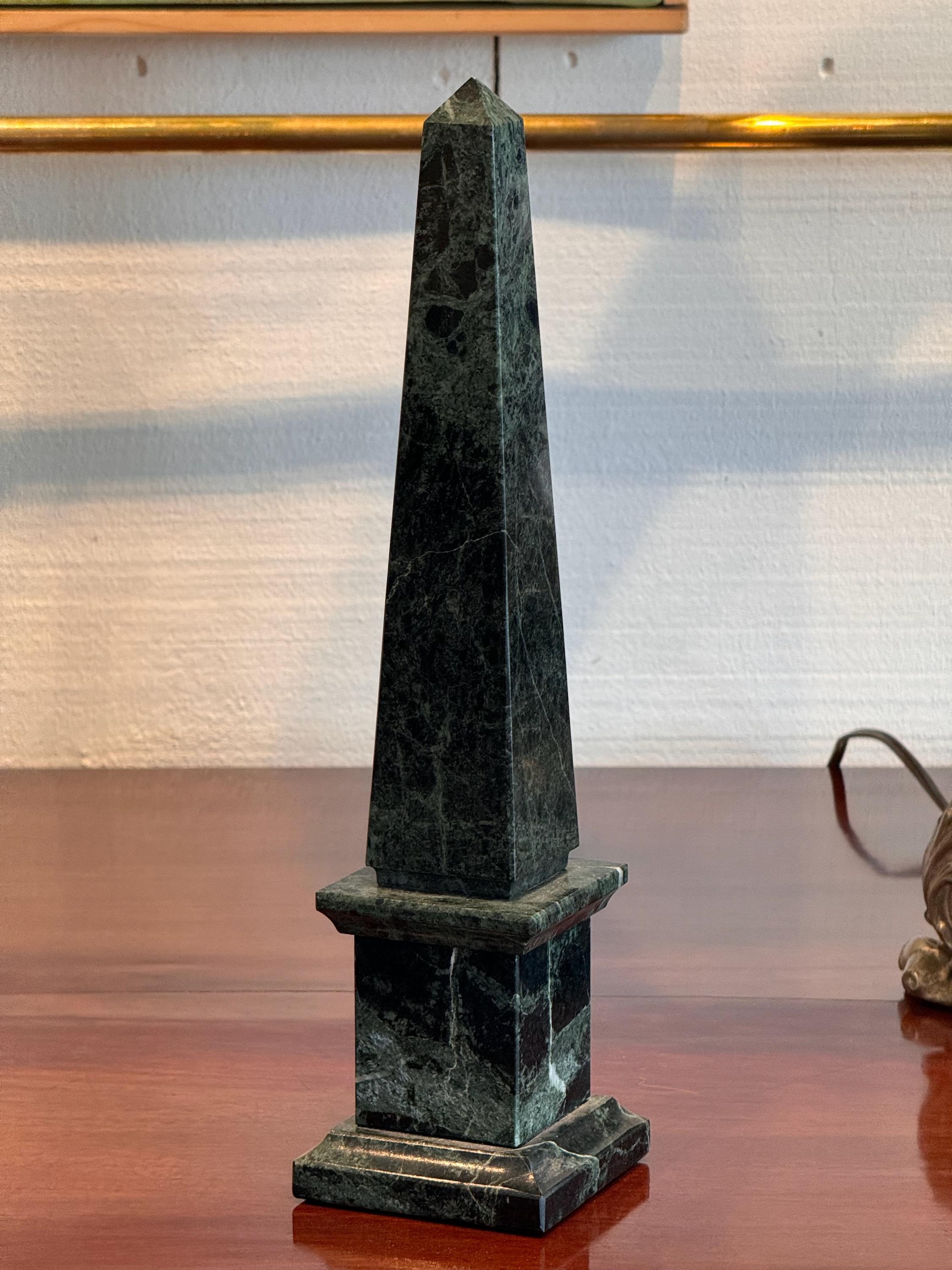 1920s Marble Obelisk In Good Condition For Sale In Charlottesville, VA