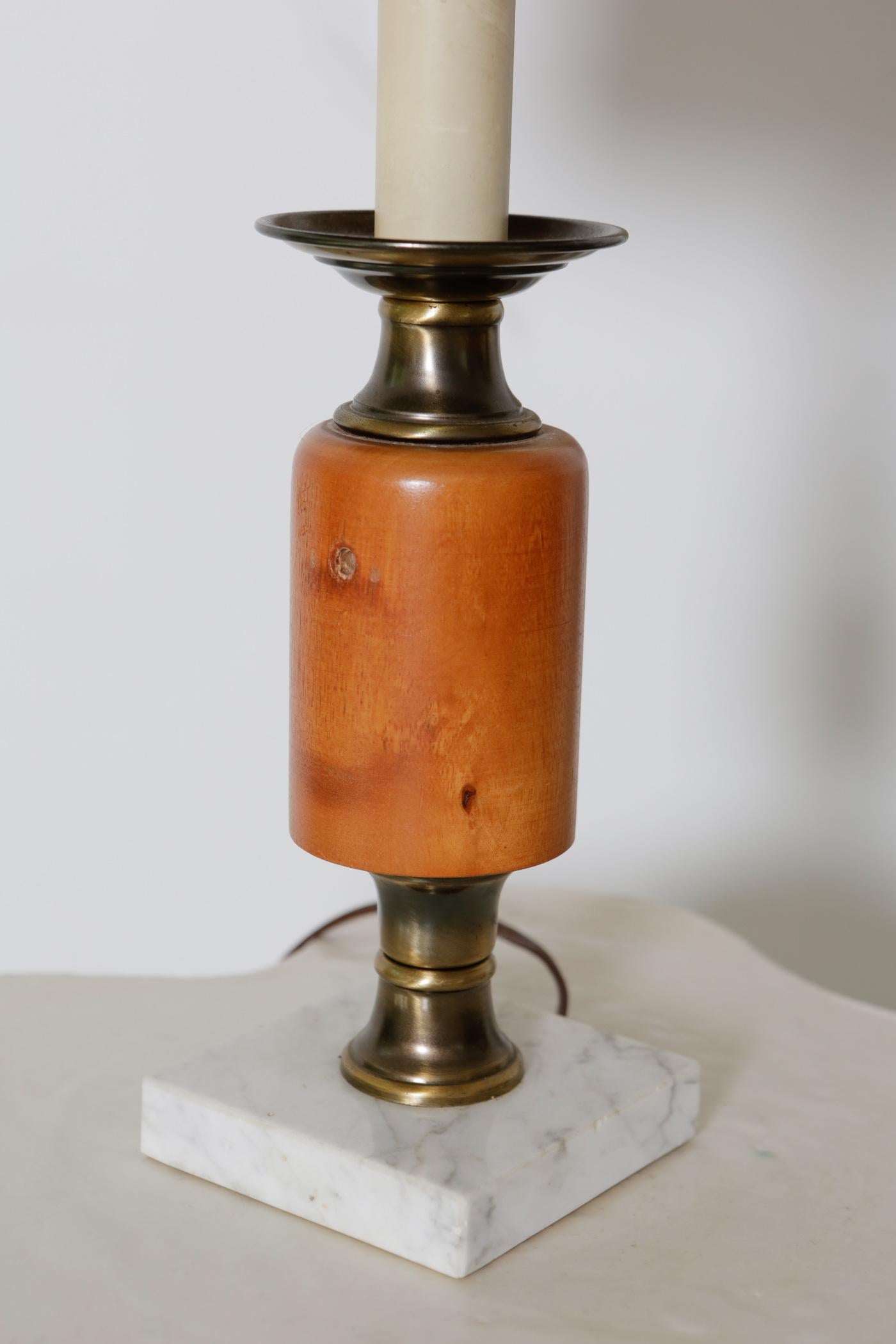 Early 20th Century 1920s Marble, Wood, and Brass Table Table Lamp For Sale