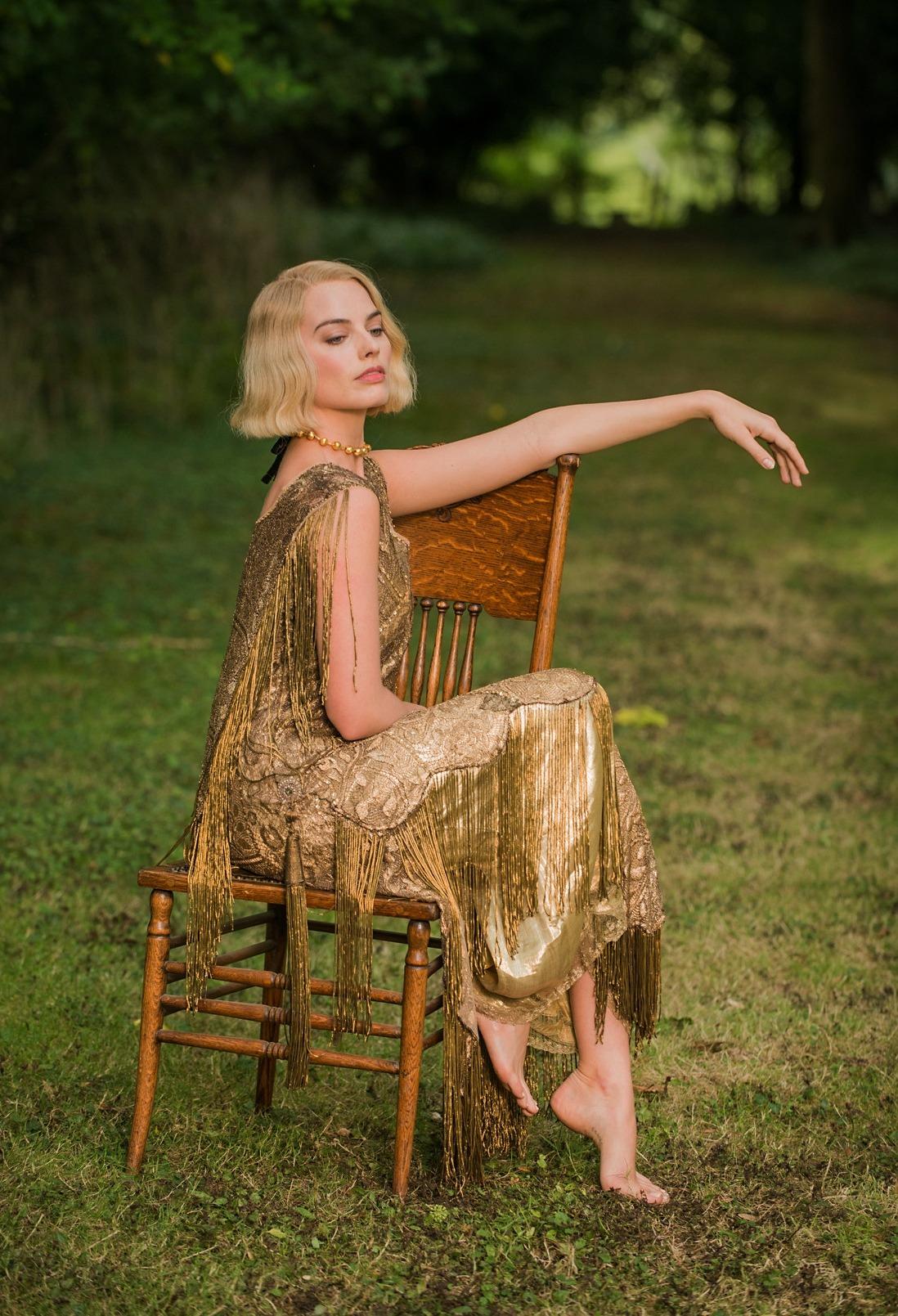 1920's Metallic Gold Lamé Lace Deco Flapper Fringe Margot Robbie Film-Worn Dress In Good Condition In Beverly Hills, CA