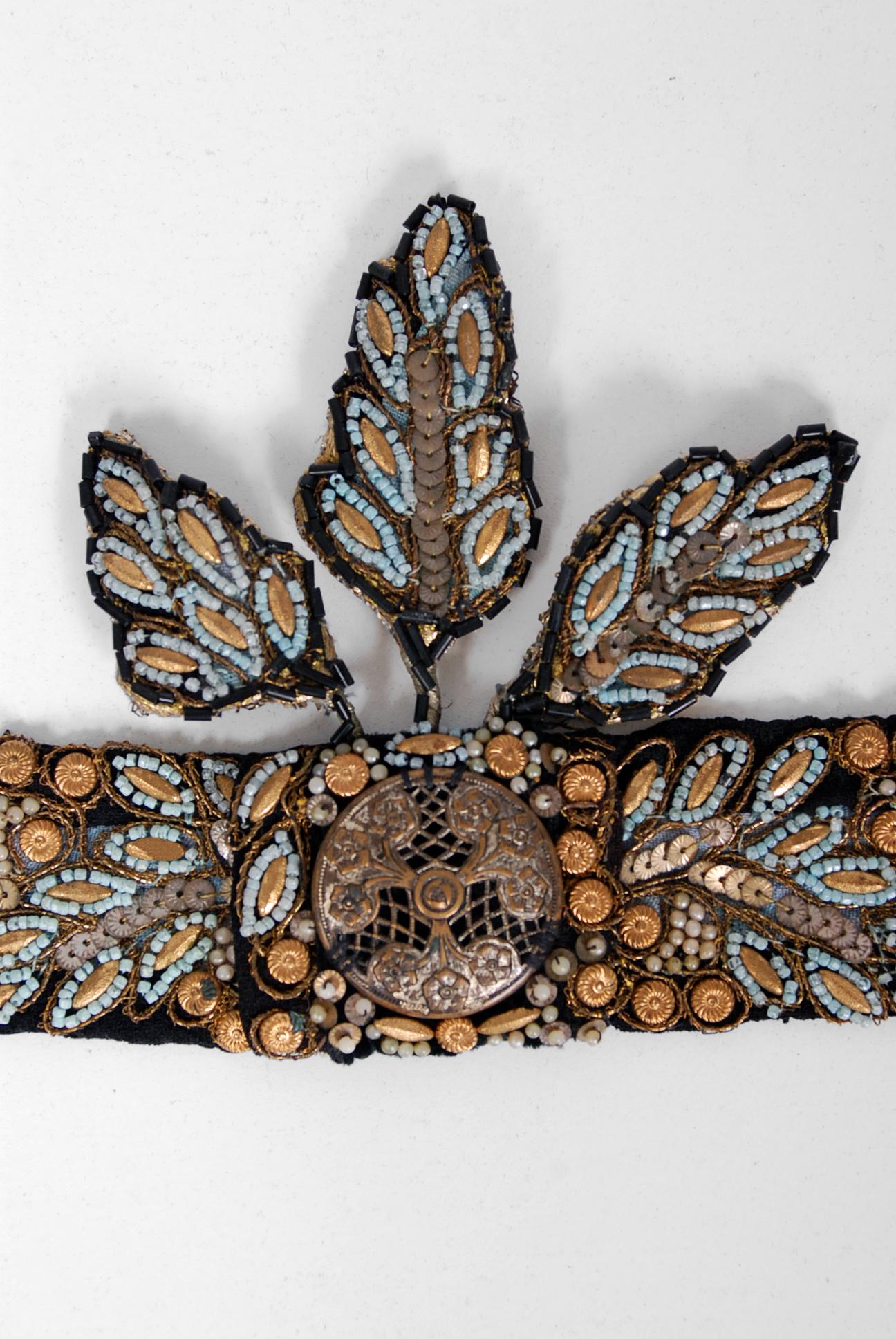 1920's Metallic-Gold Leaf Motif Beaded Sequin Flapper Fringe Crown Headpiece  In Good Condition In Beverly Hills, CA