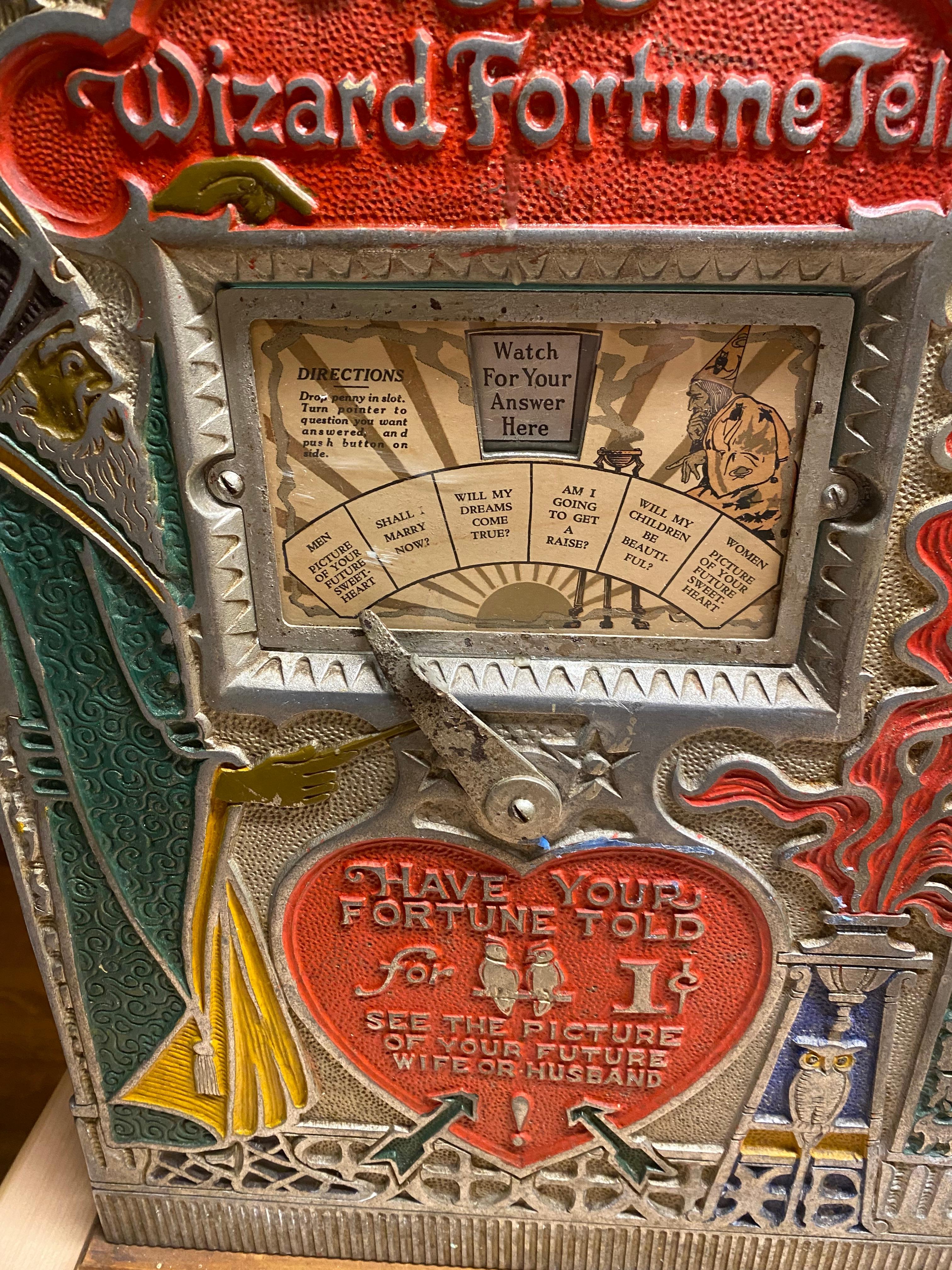 1920er Mills 1 cent Wizard Fortune Teller, Chicago, Mills Novelty Co. (Art déco) im Angebot