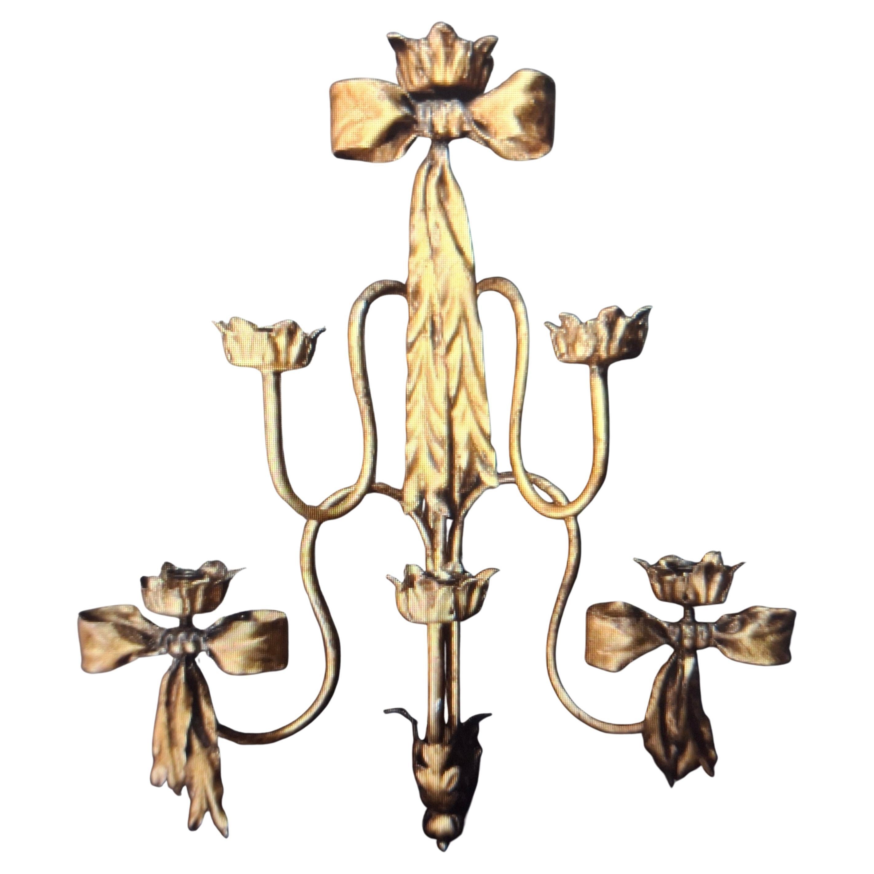 Aplique de Pared Monumental Hollywood Regency de Hierro Dorado/Lama de Topo de los Años 20 - Original en Bueno estado para la venta en Opa Locka, FL