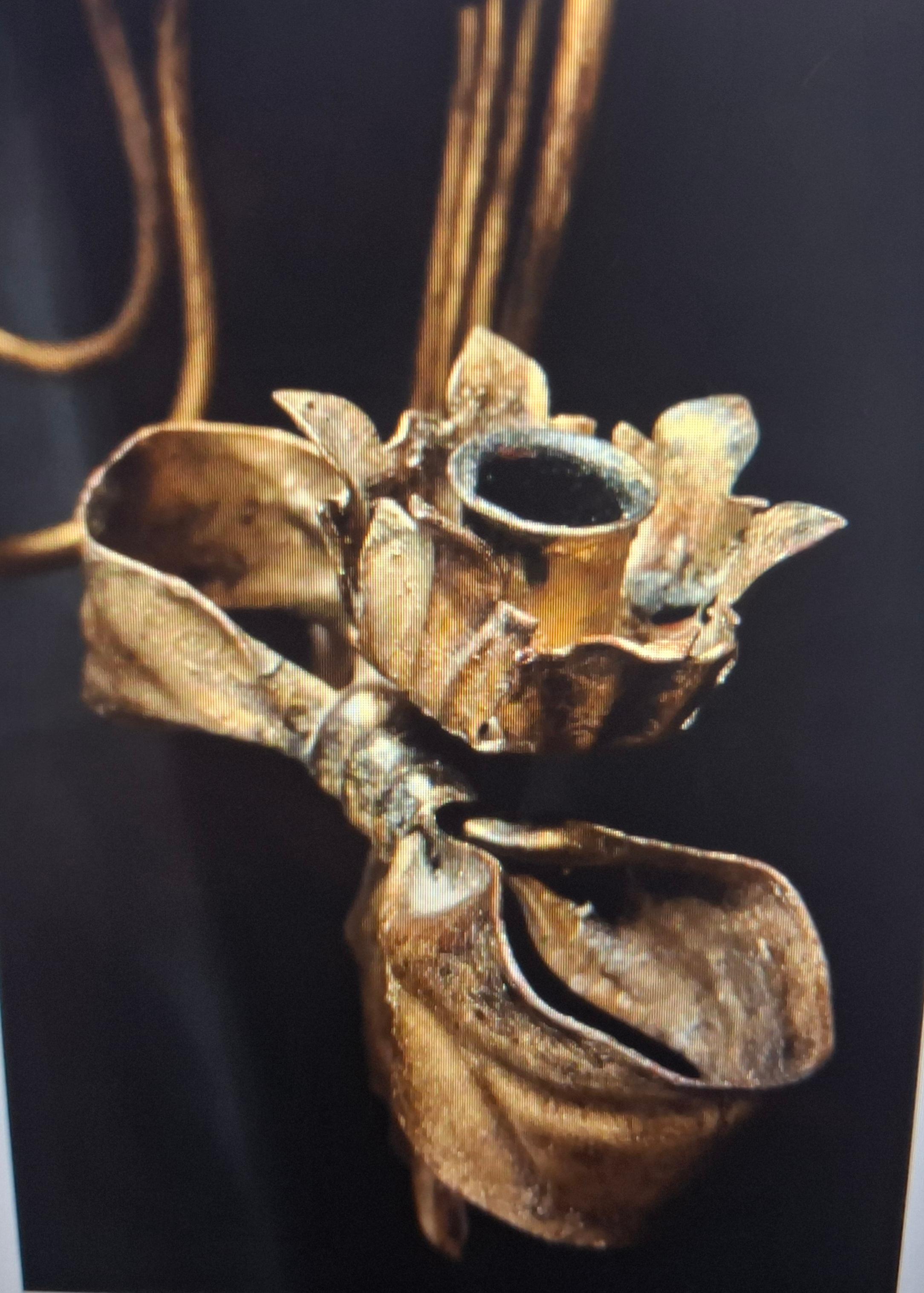 Aplique de Pared Monumental Hollywood Regency de Hierro Dorado/Lama de Topo de los Años 20 - Original en venta 3