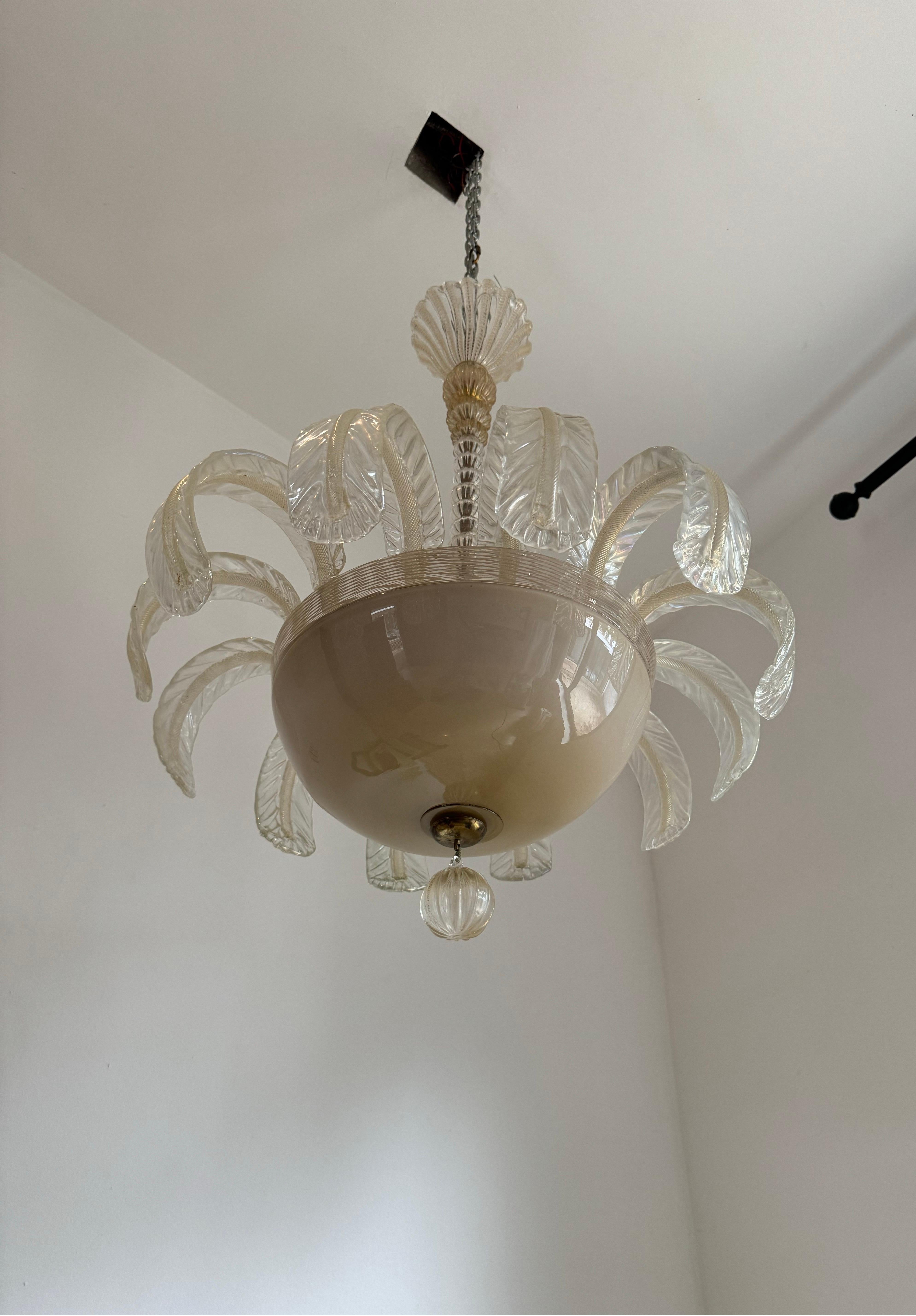 1920’s Murano Chandelier attr. to Barovier e Toso For Sale 3