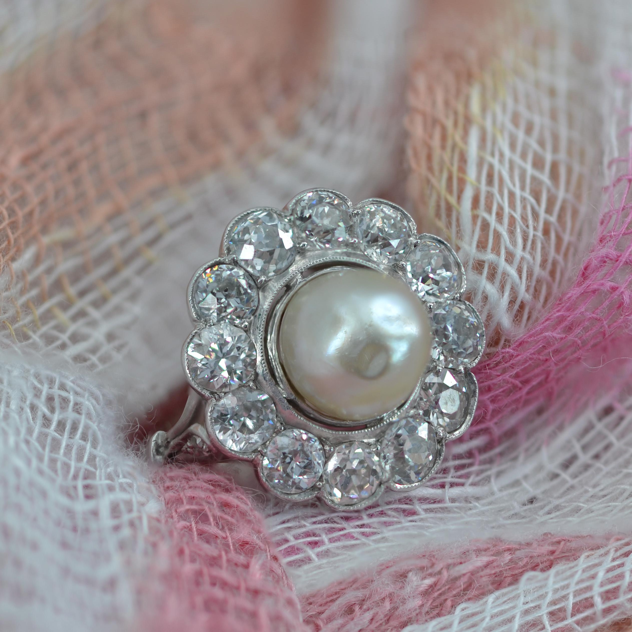 1920s Natural Pearl Diamonds 18 Karat White Gold Platinum Daisy Ring 5