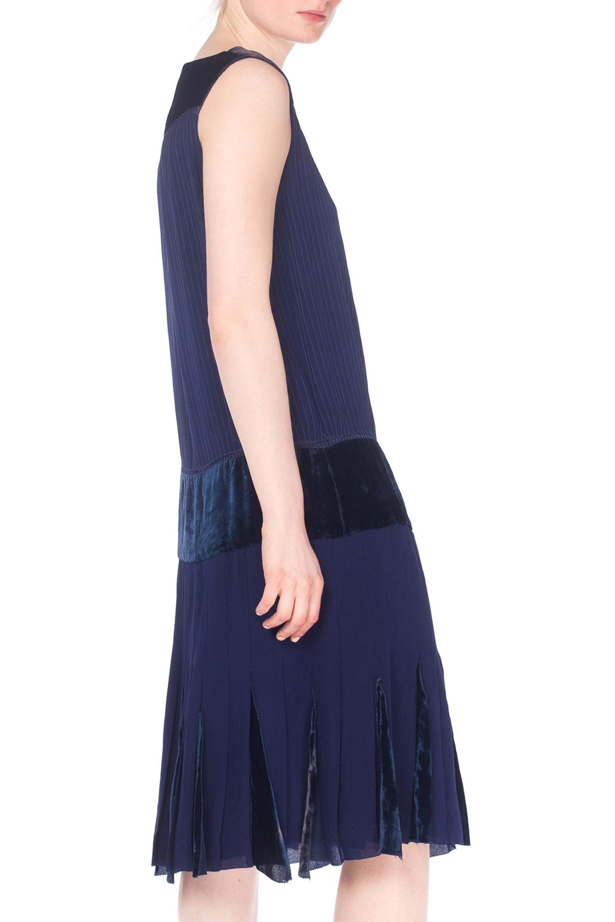 1920S Navy Blue Silk & Velvet Pintucked Drop Waist Day Dress For Sale 1