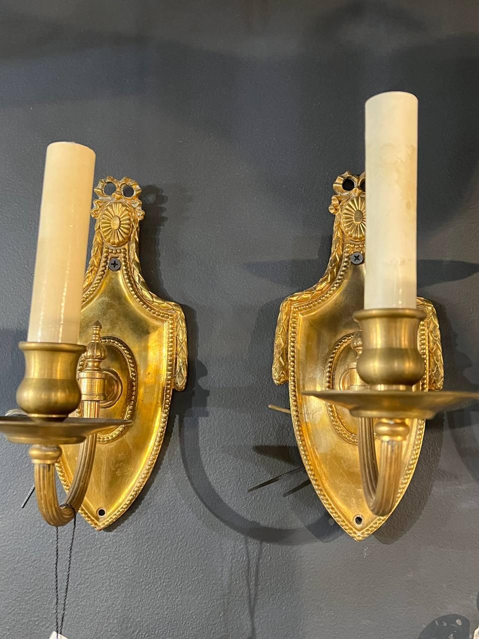 1920's Neoclassic Style Gilt Bronze One light Sconces In Good Condition For Sale In New York, NY