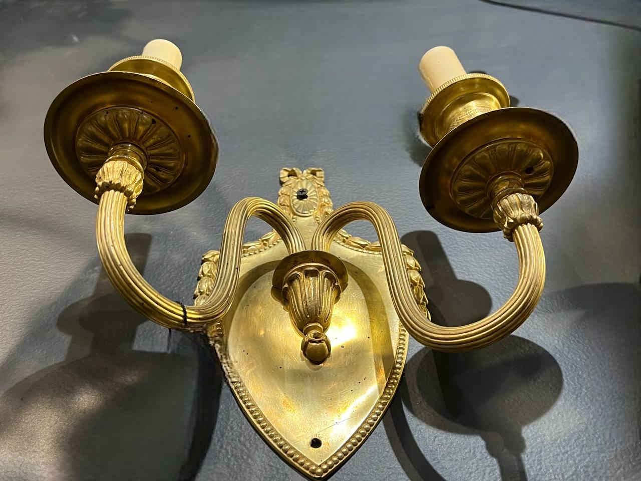 Early 20th Century 1920's Neoclassic Style Gilt Bronze Sconces For Sale