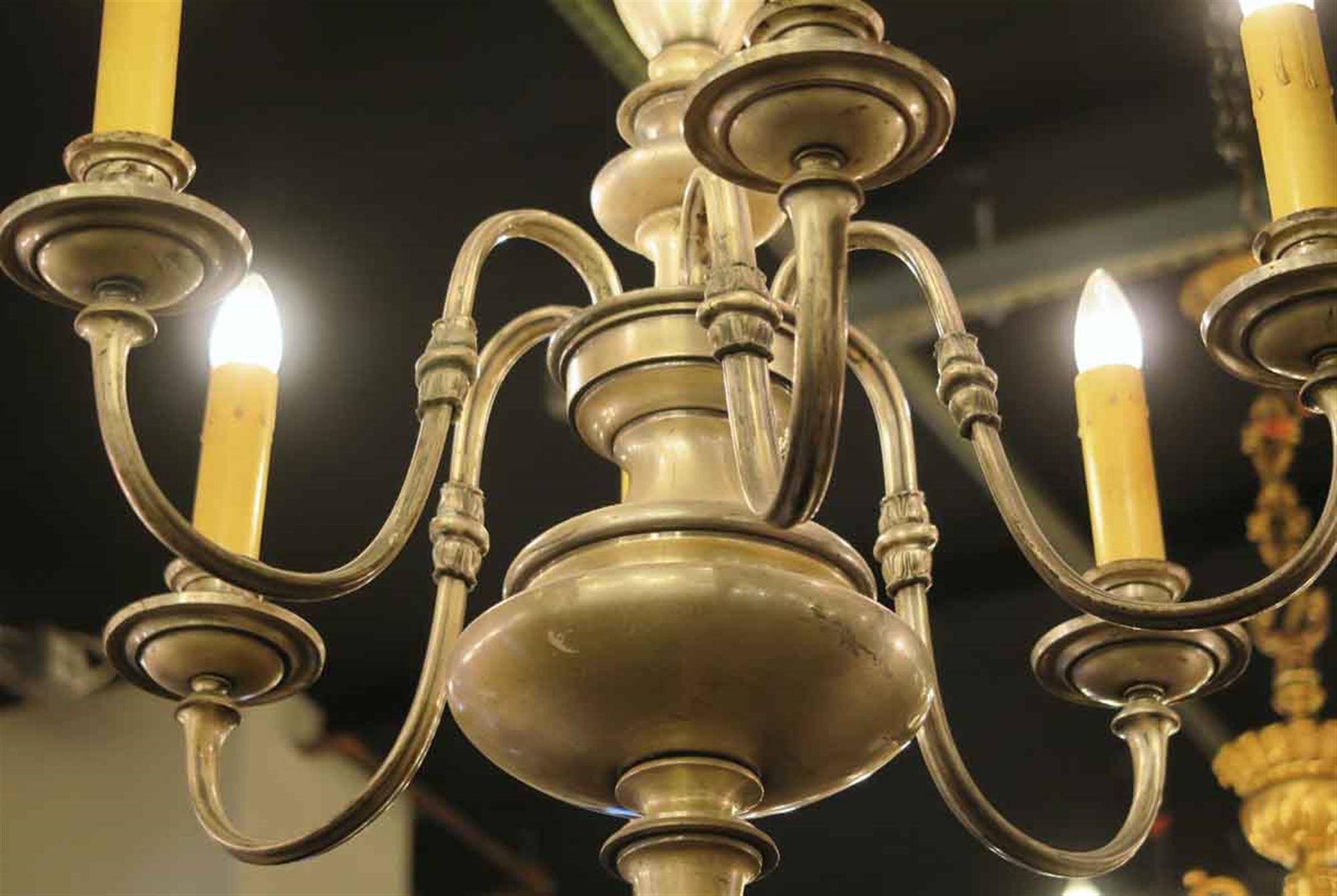 Début du 20ème siècle Lustre à six lumières en bronze nickelé des années 1920 en vente