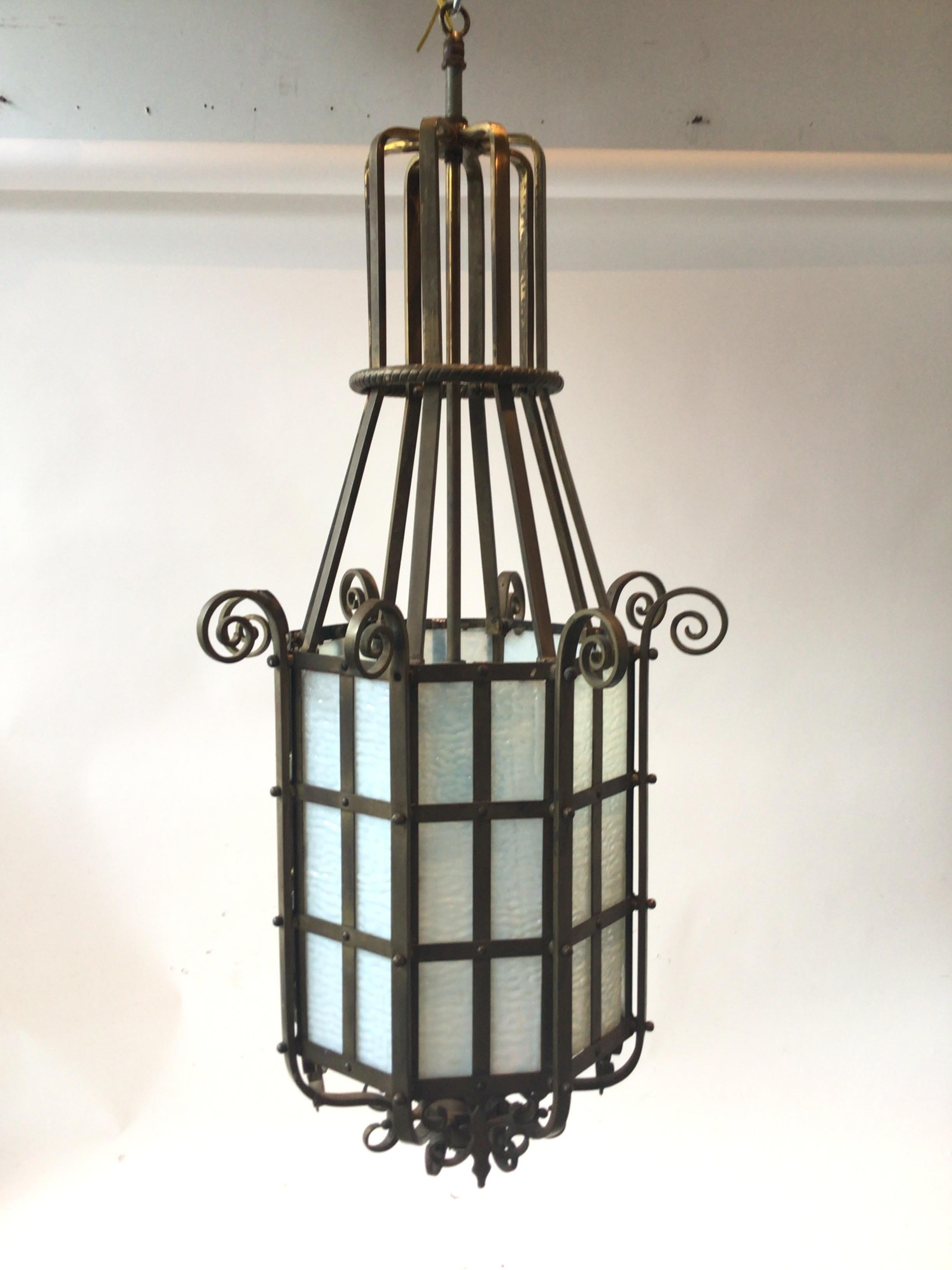 1920s Octagonal Bronze and Slate Glass Lantern In Good Condition For Sale In Tarrytown, NY