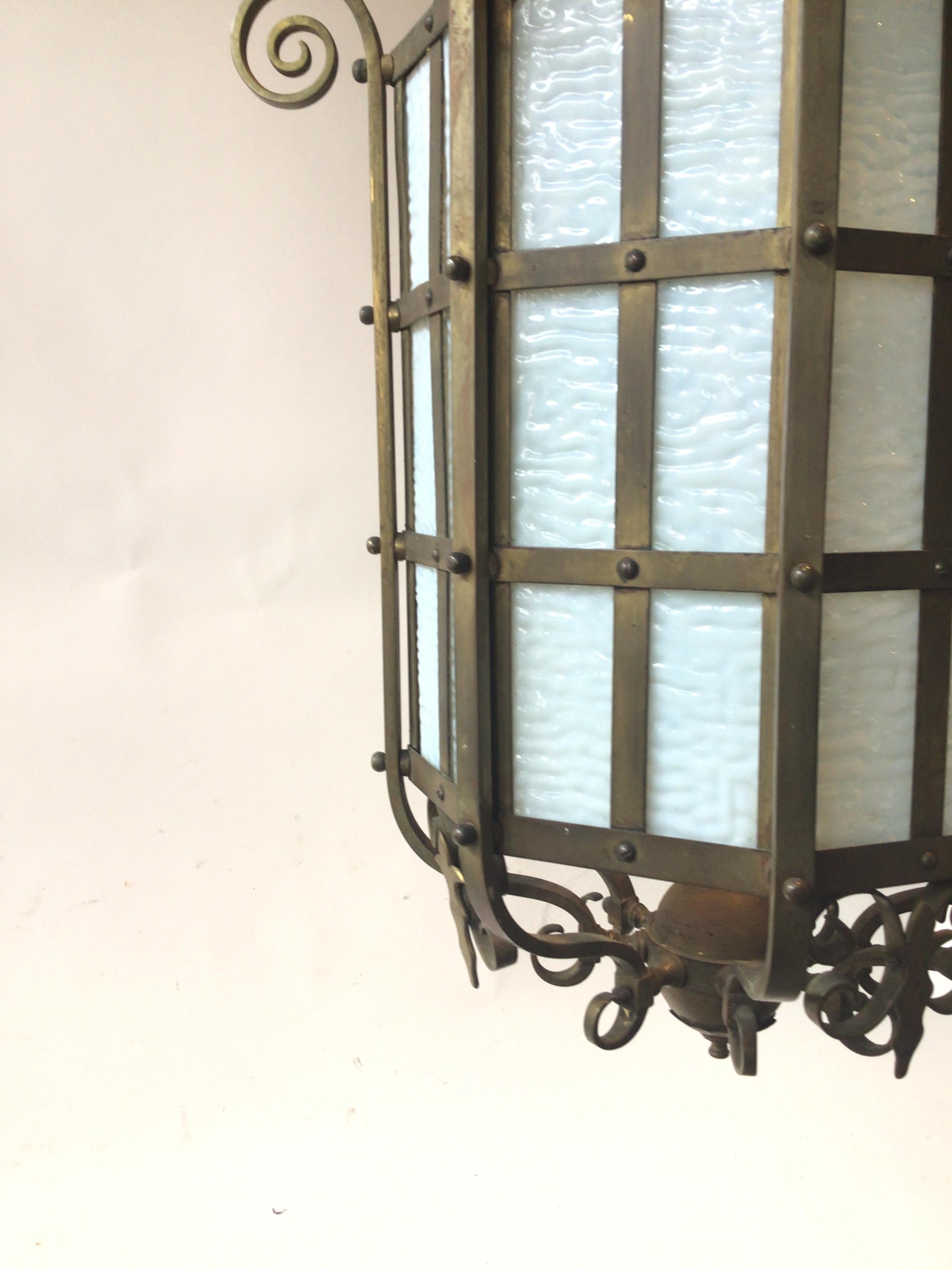 1920s Octagonal Bronze and Slate Glass Lantern For Sale 4