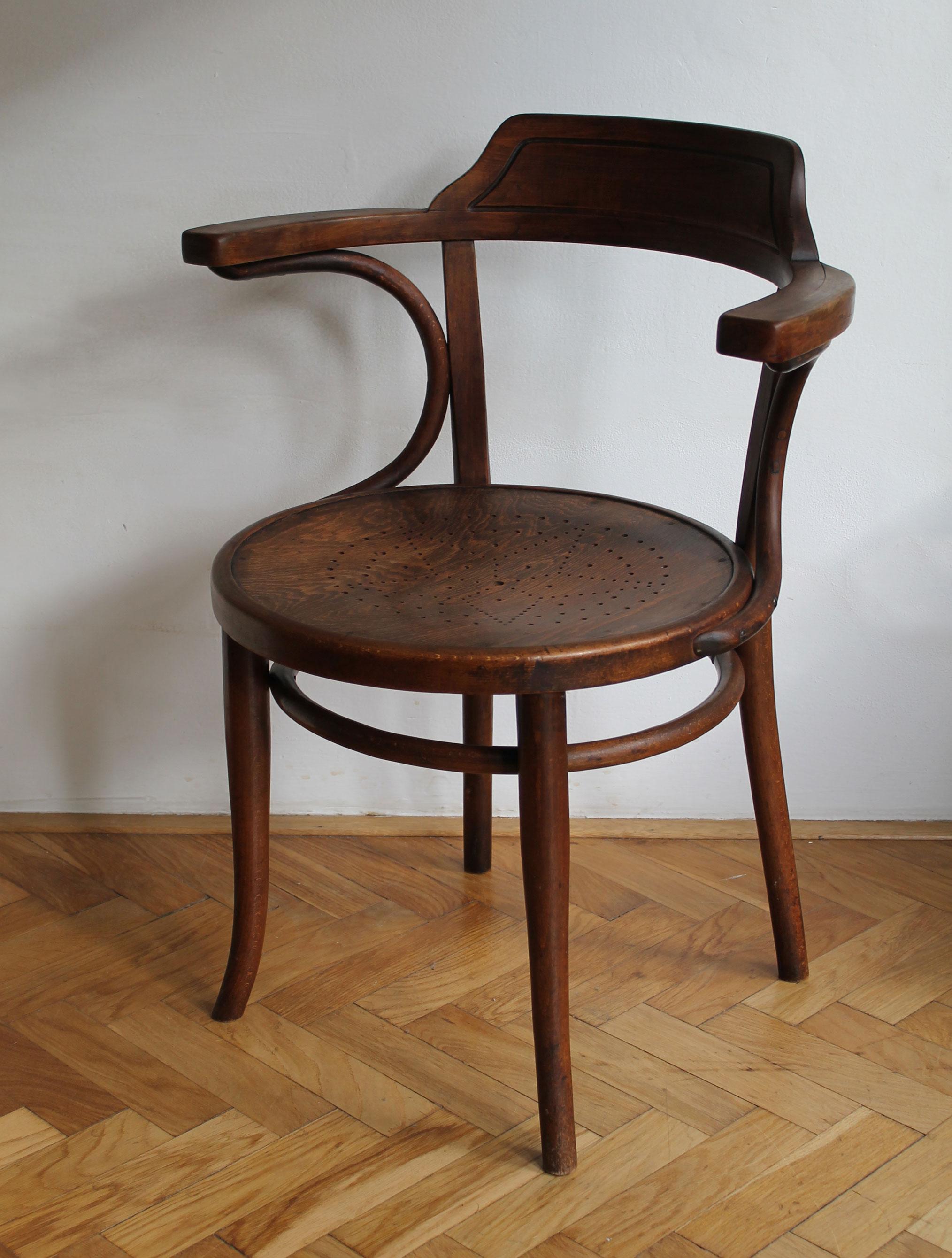 Début du 20ème siècle Chaise de bureau des années 1920, modèle n° 3, par Gebrüder Thonet en vente