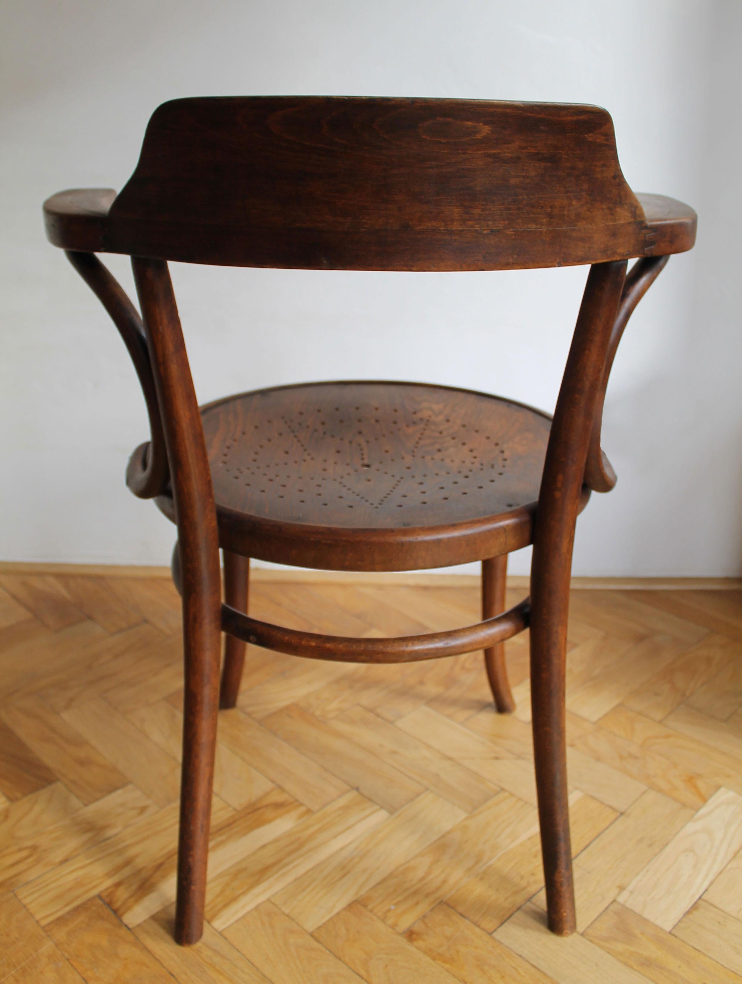 1920's Office chair Model No.3 by Gebrüder Thonet For Sale 1