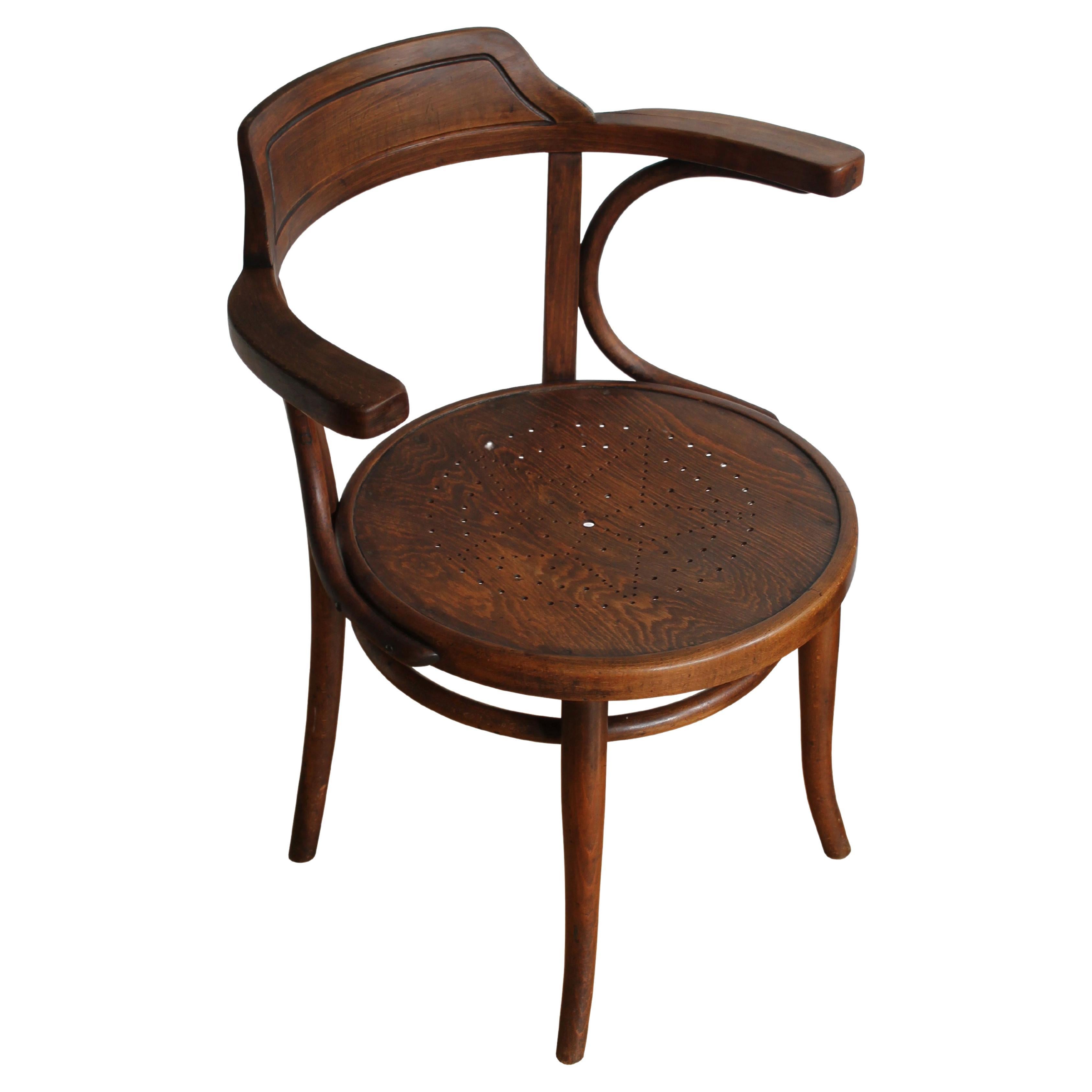 1920's Office chair Model No.3 by Gebrüder Thonet For Sale