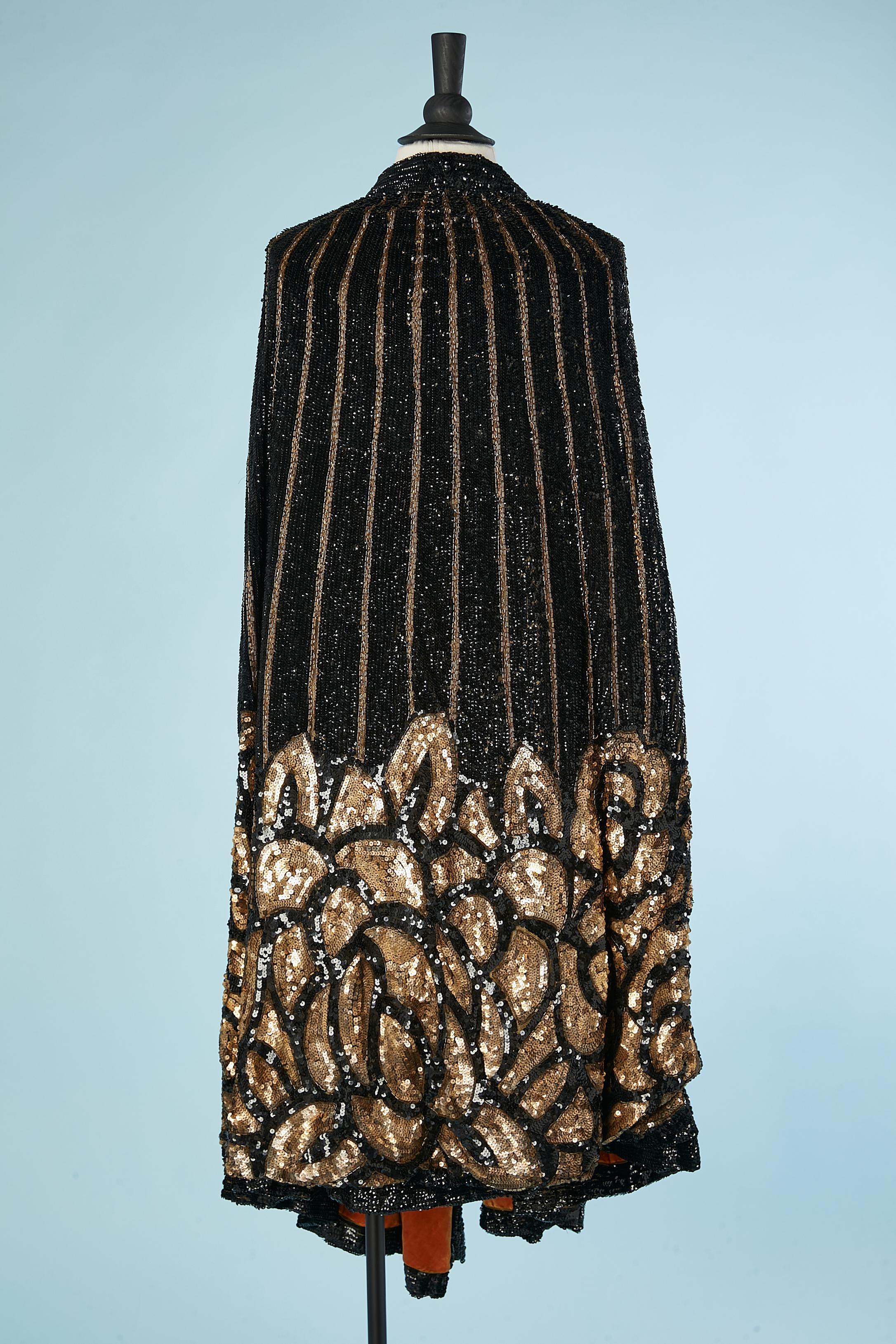 1920's Opera cape in gold and black sequins with silk velvet orange lining  For Sale 3