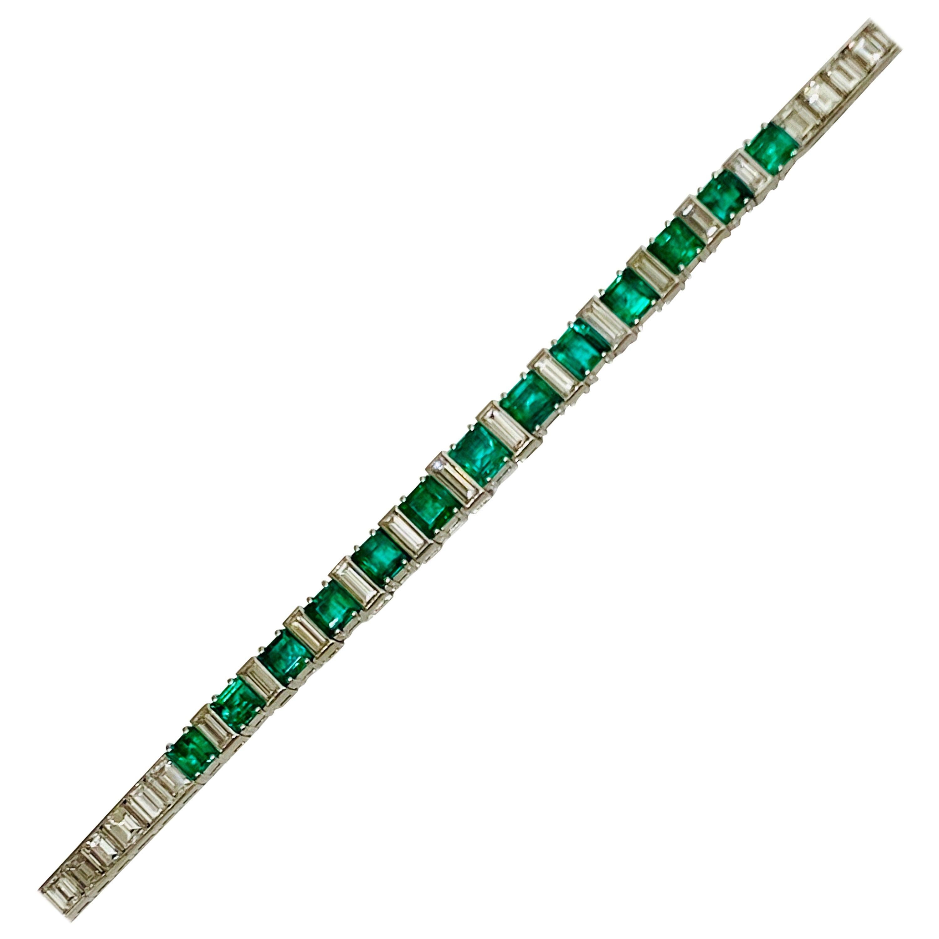 1920s Original Art Deco Emerald Diamond Important Line Bracelet