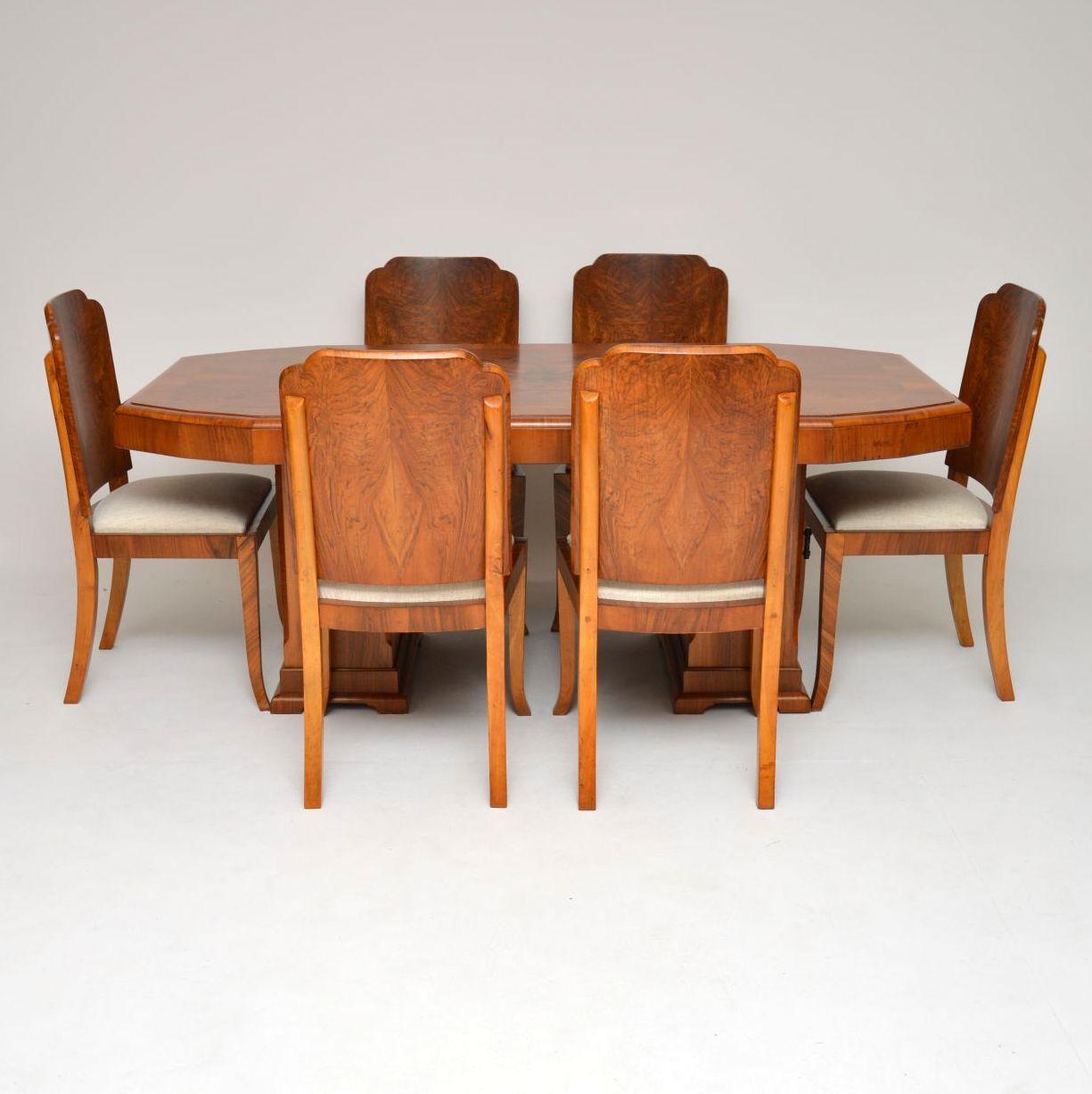 A stunning and extremely well made original vintage Art Deco dining suite in walnut, this dates from the 1920s-1930s. We have had this fully restored, the condition is superb throughout. The table and chairs have all been fully stripped and