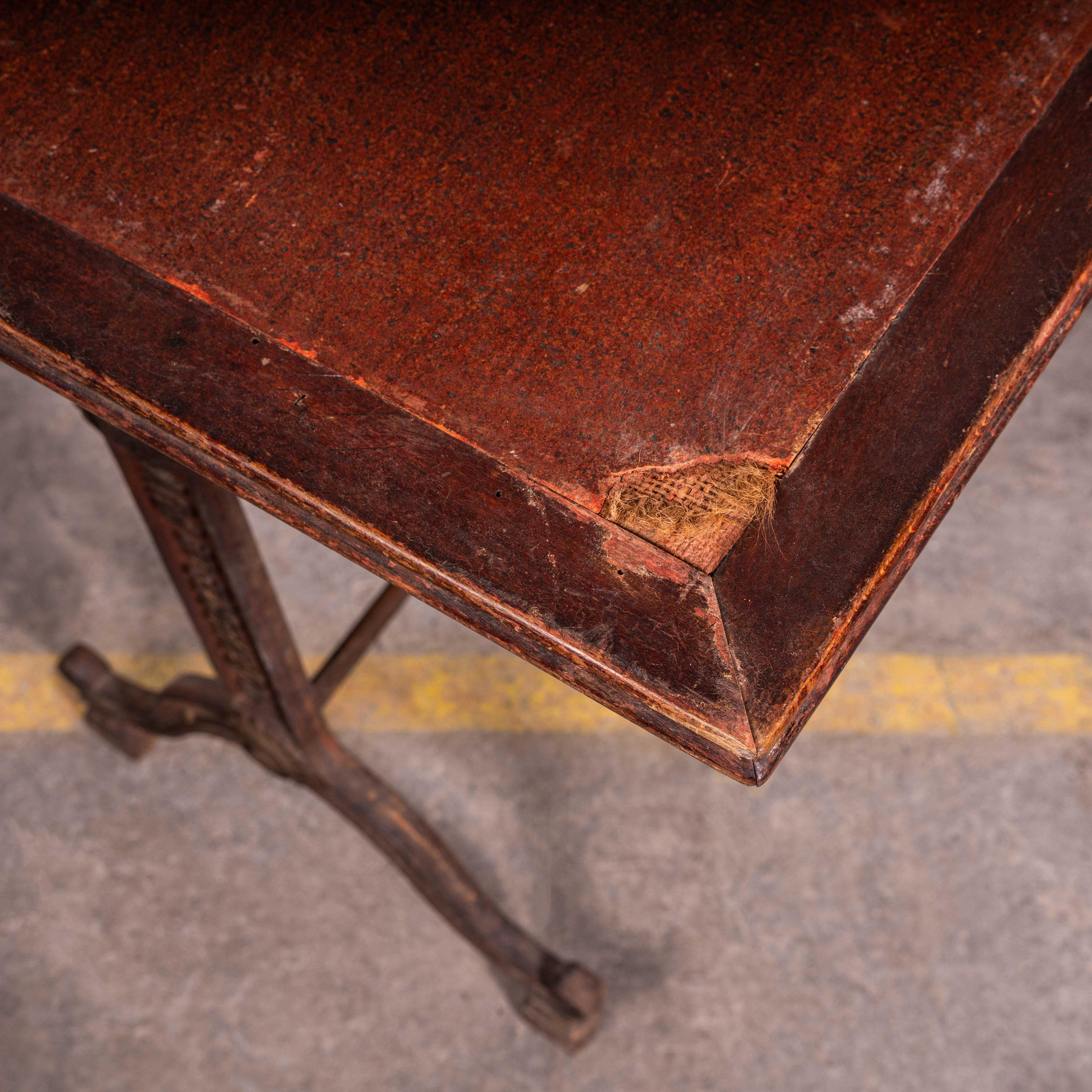 Fer Table à base en relief complexe française d'origine des années 1920 (3493) en vente