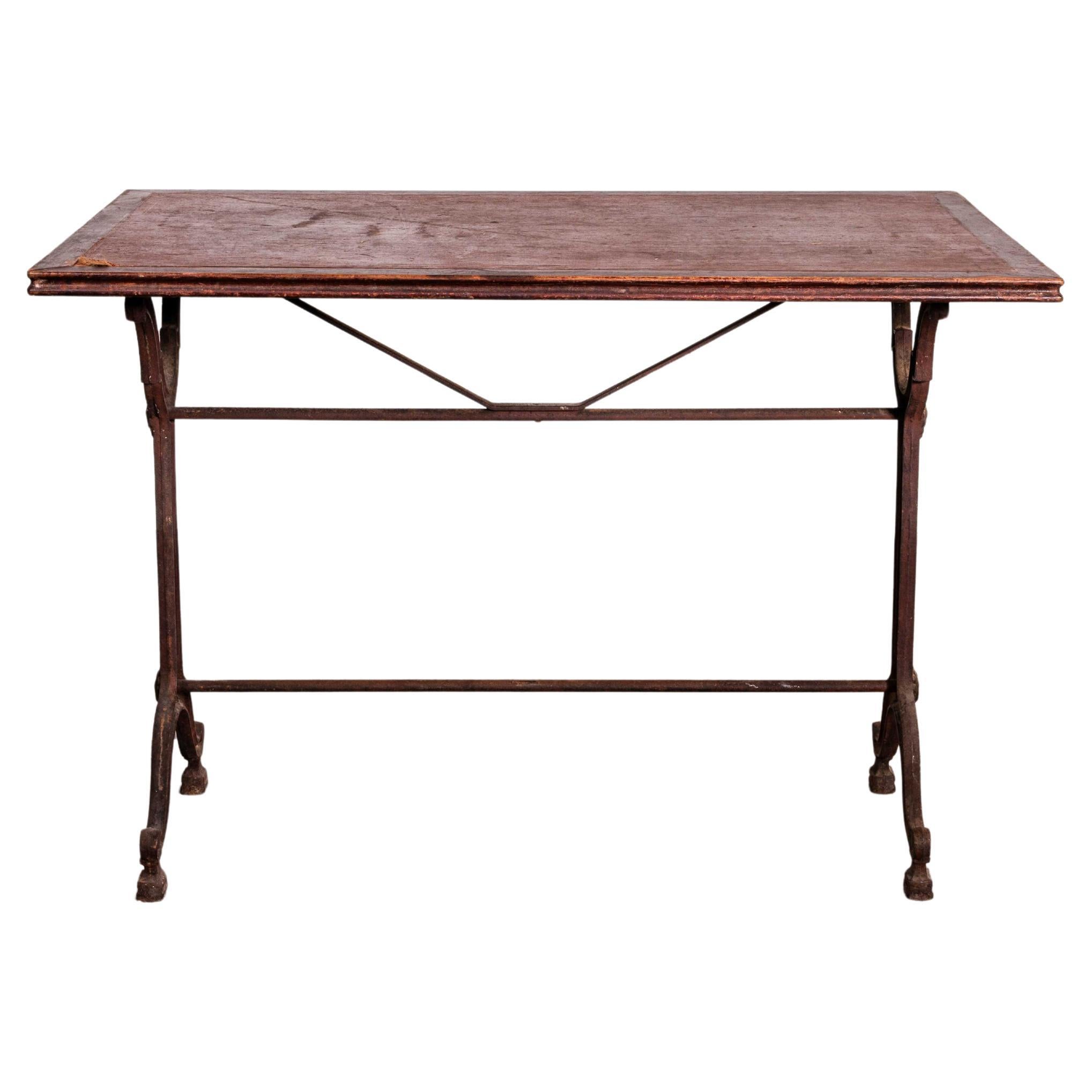 Table à base en relief complexe française d'origine des années 1920 (3493)