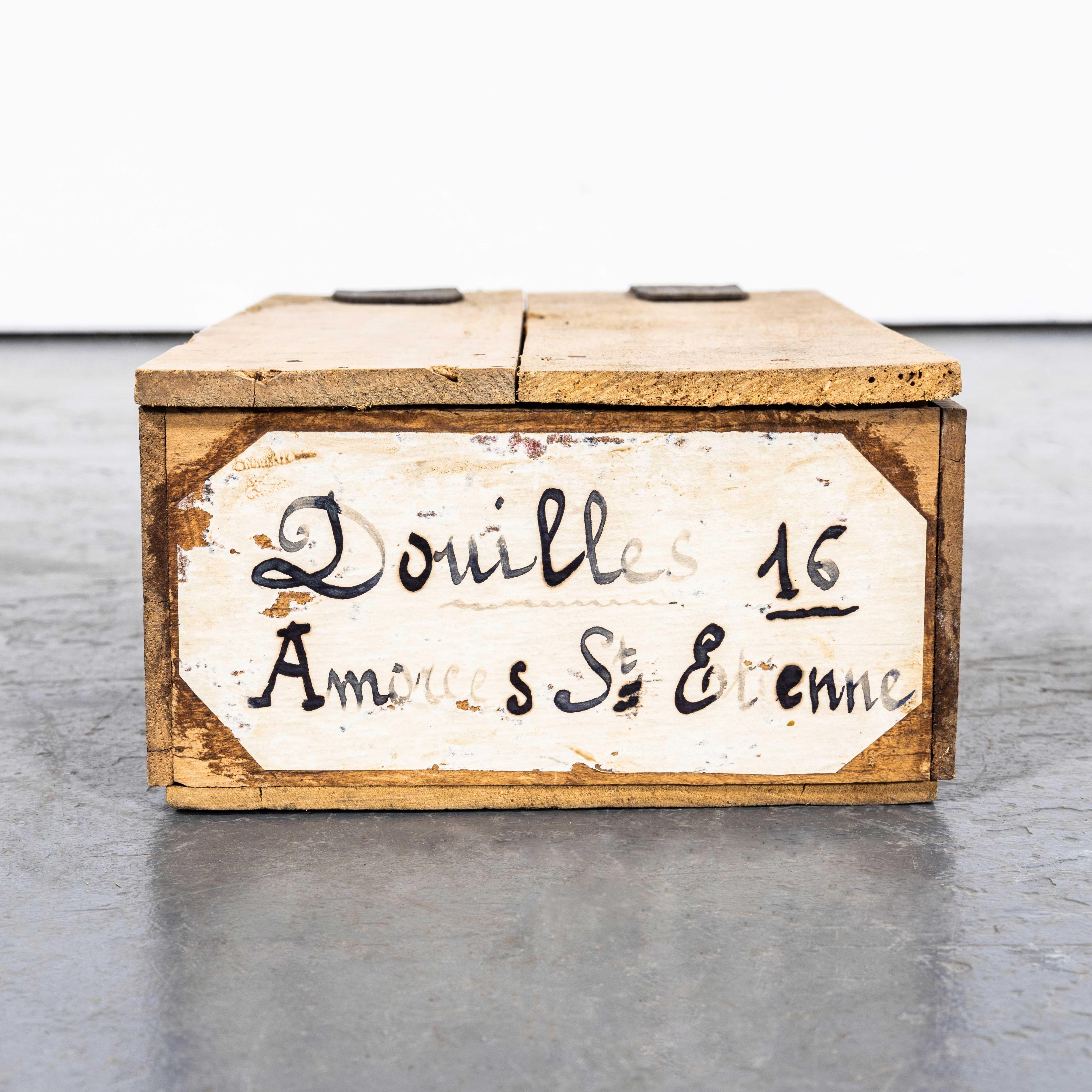 Caja de envío de chocolate Revillon original de 1920 - Caja de correa de cuero simple Francés