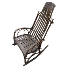 1920s PA Hand Made Rustic Hickory & Twig Schaukelstuhl
