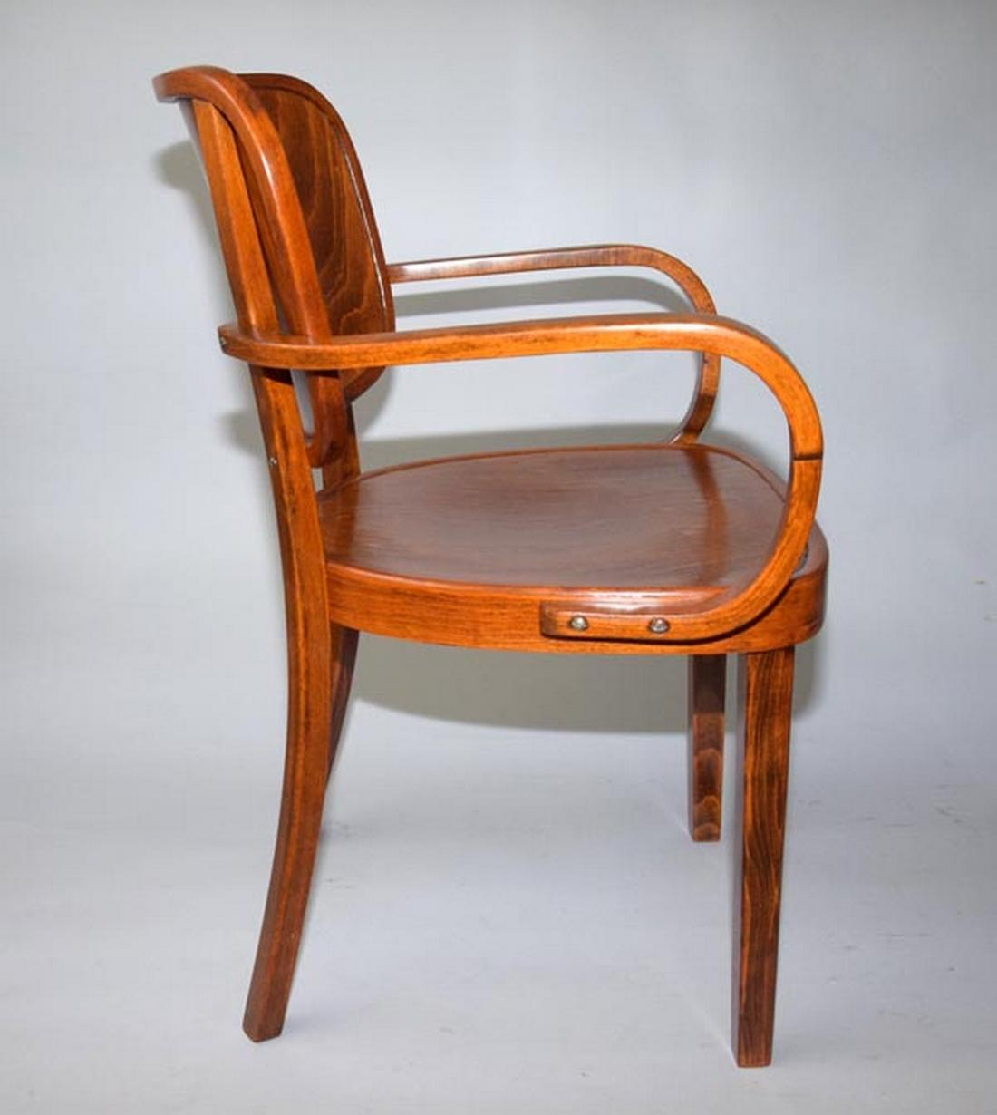 1920s Pair of Bentwood Armchairs by Bernkop, Czechoslovakia In Good Condition In Praha, CZ