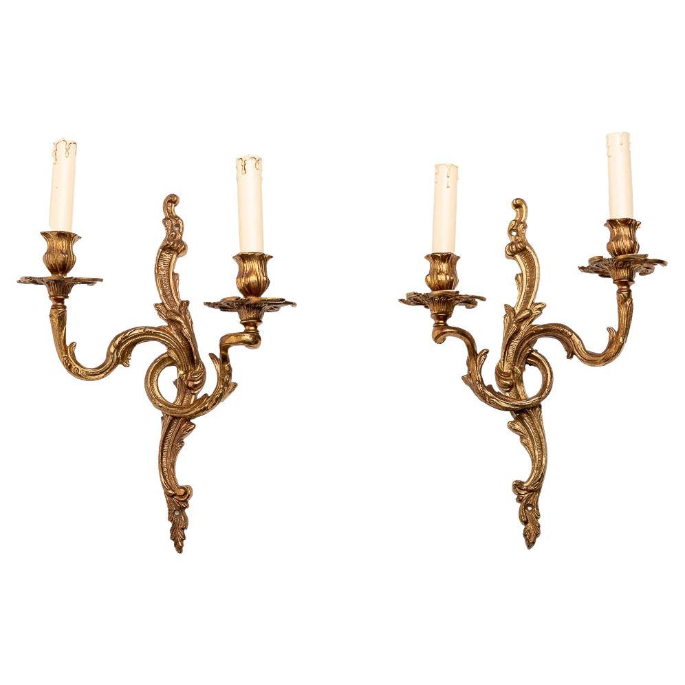 1920s Pair of Bronze Louis XVI Style Wall lights