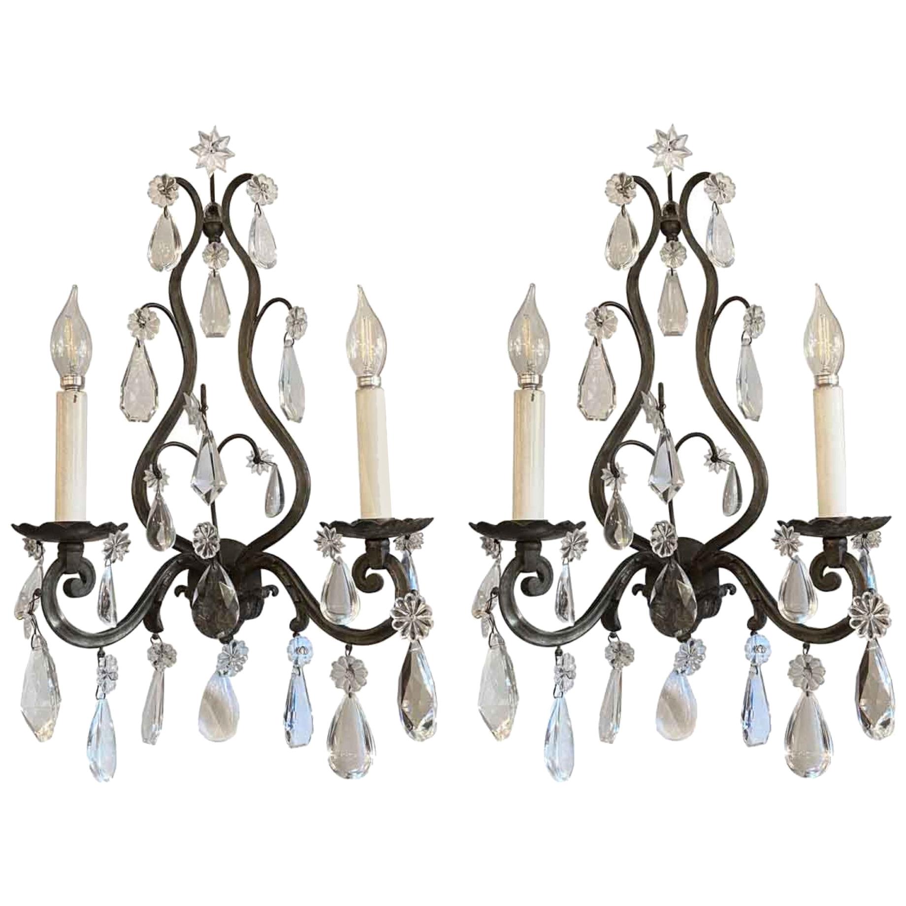 1920s Pair of Elegant French Wall Sconces in Bronze with Complementary Crystals