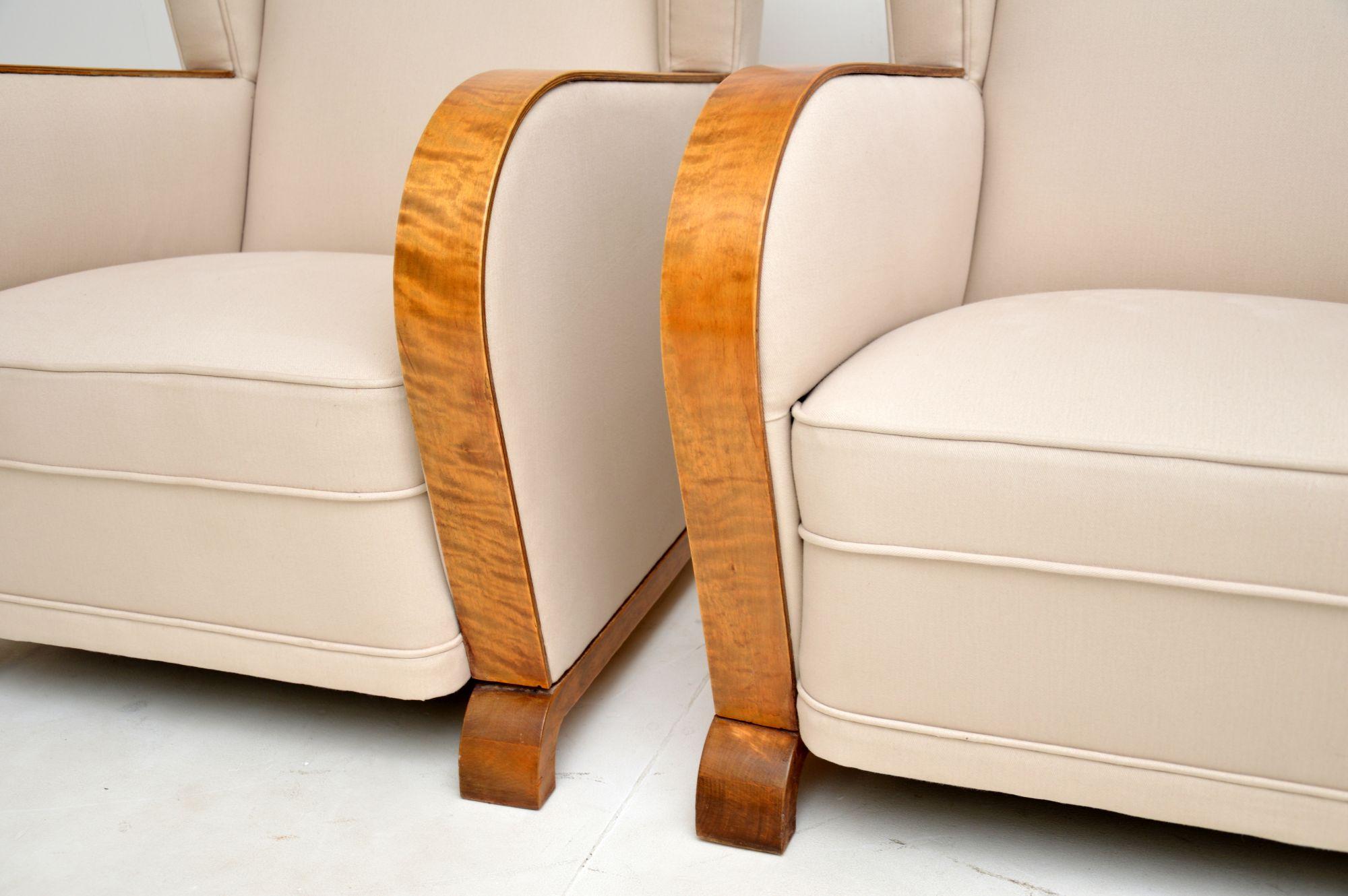 1920's Pair of Finnish Art Deco Satin Birch Armchairs For Sale 2