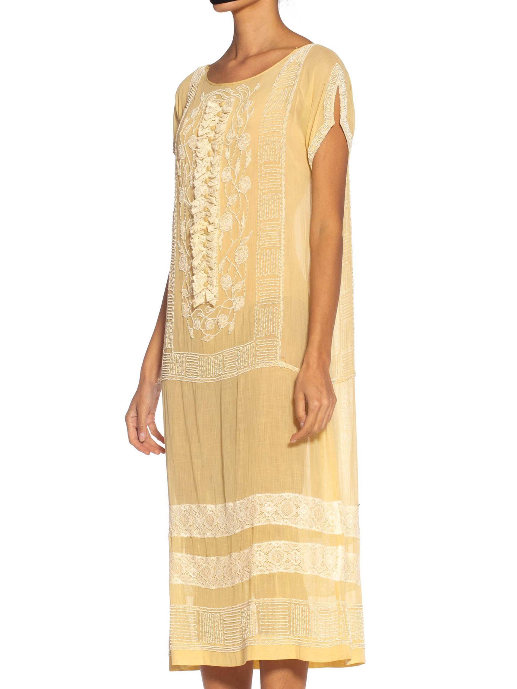 1920S  Pale Yellow Cotton Voile Beaded & Embroidered Gatsby Picnic Dress In Excellent Condition In New York, NY