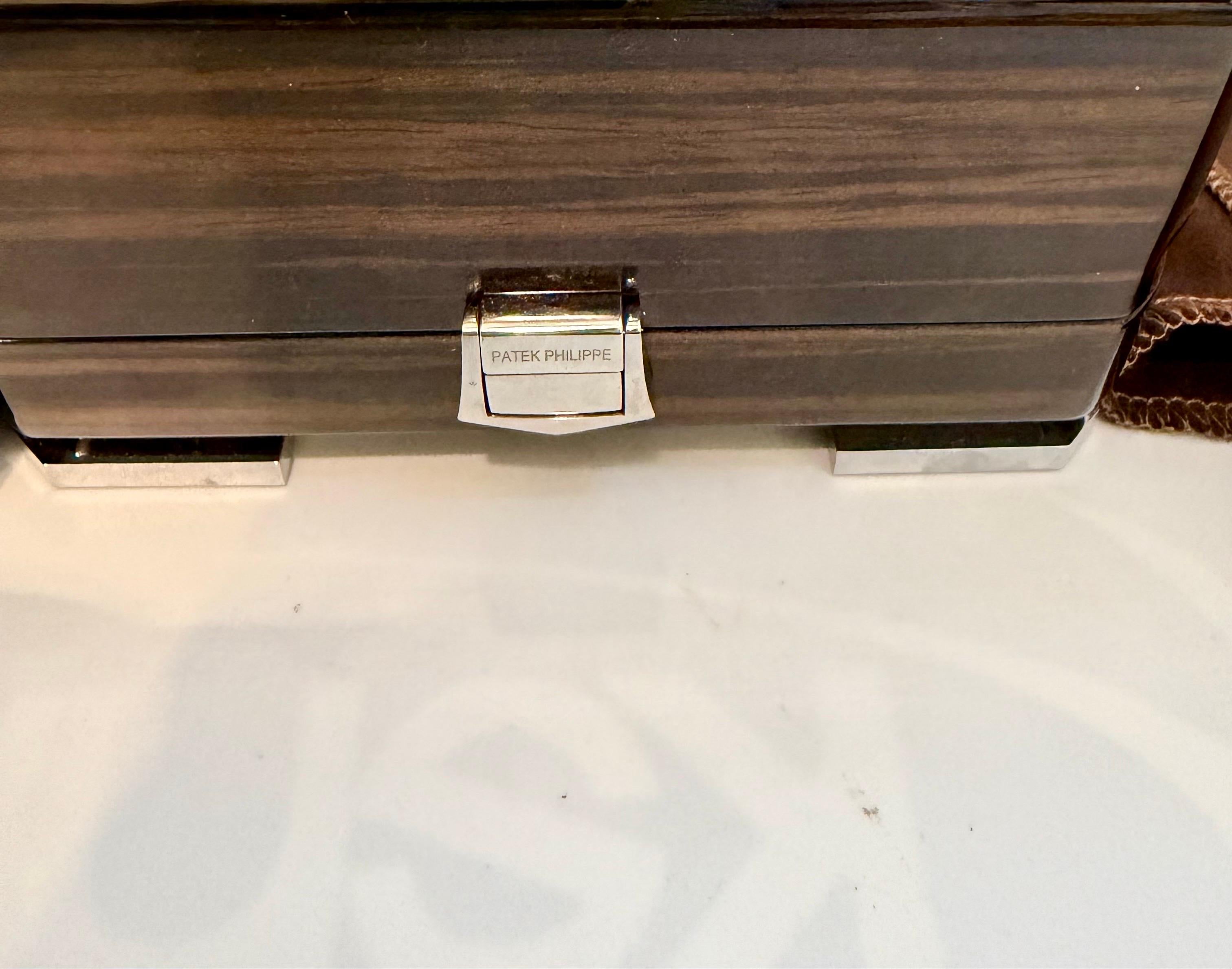 Montre Patek Philippe Vintage Unisexe, 102.7 Gm 18 Kt Yellow Gold + Diamond, 1920 Excellent état - En vente à New York, NY