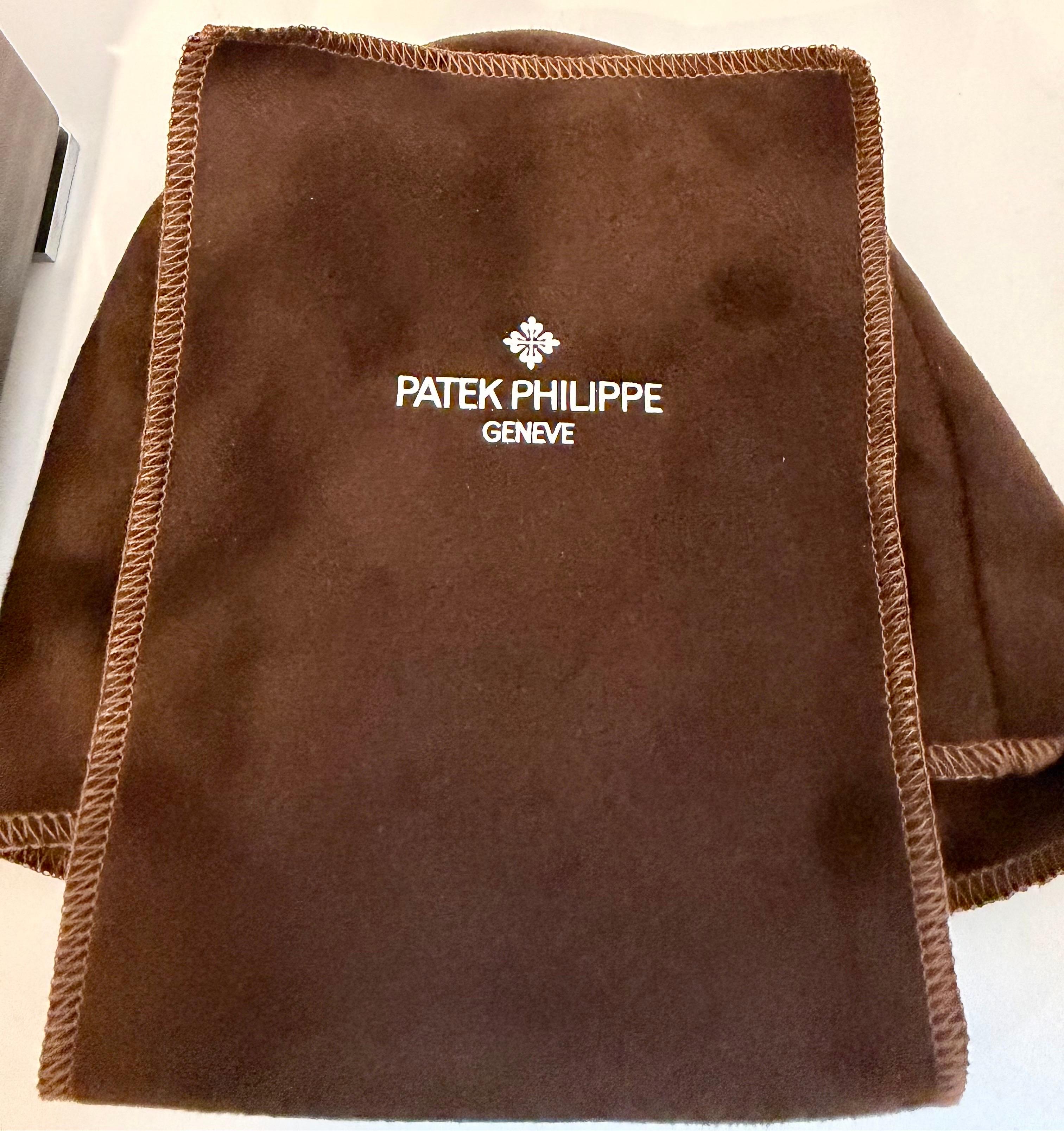 Montre Patek Philippe Vintage Unisexe, 102.7 Gm 18 Kt Yellow Gold + Diamond, 1920 en vente 4