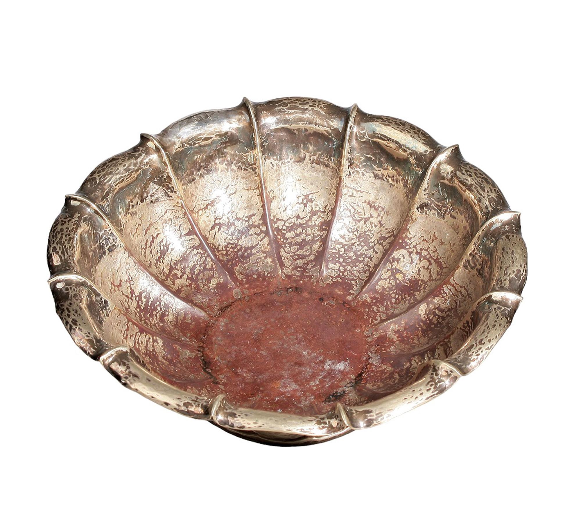 Cuenco de metal veteado de 1910 de Dagobert Peche para Wiener Werkstätte, Austria Austríaco en venta