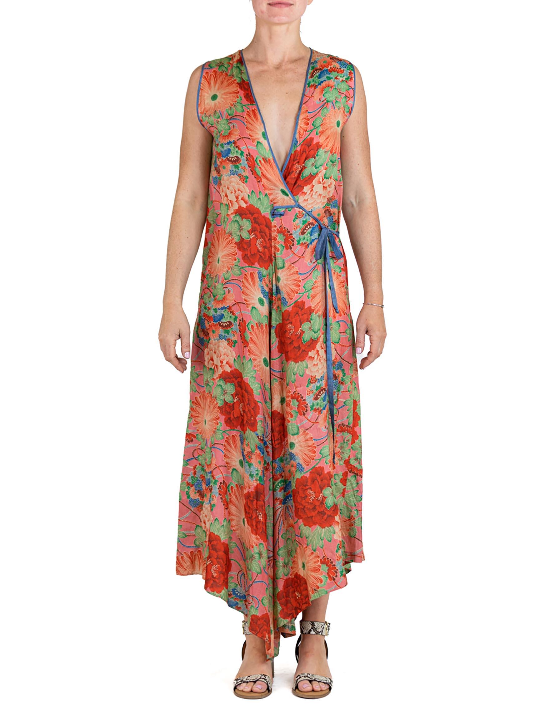 This Vintage romper is meant to be fit loosely fits sixes XS-M 1920S Peach Floral Silk Lounge Jumpsuit 