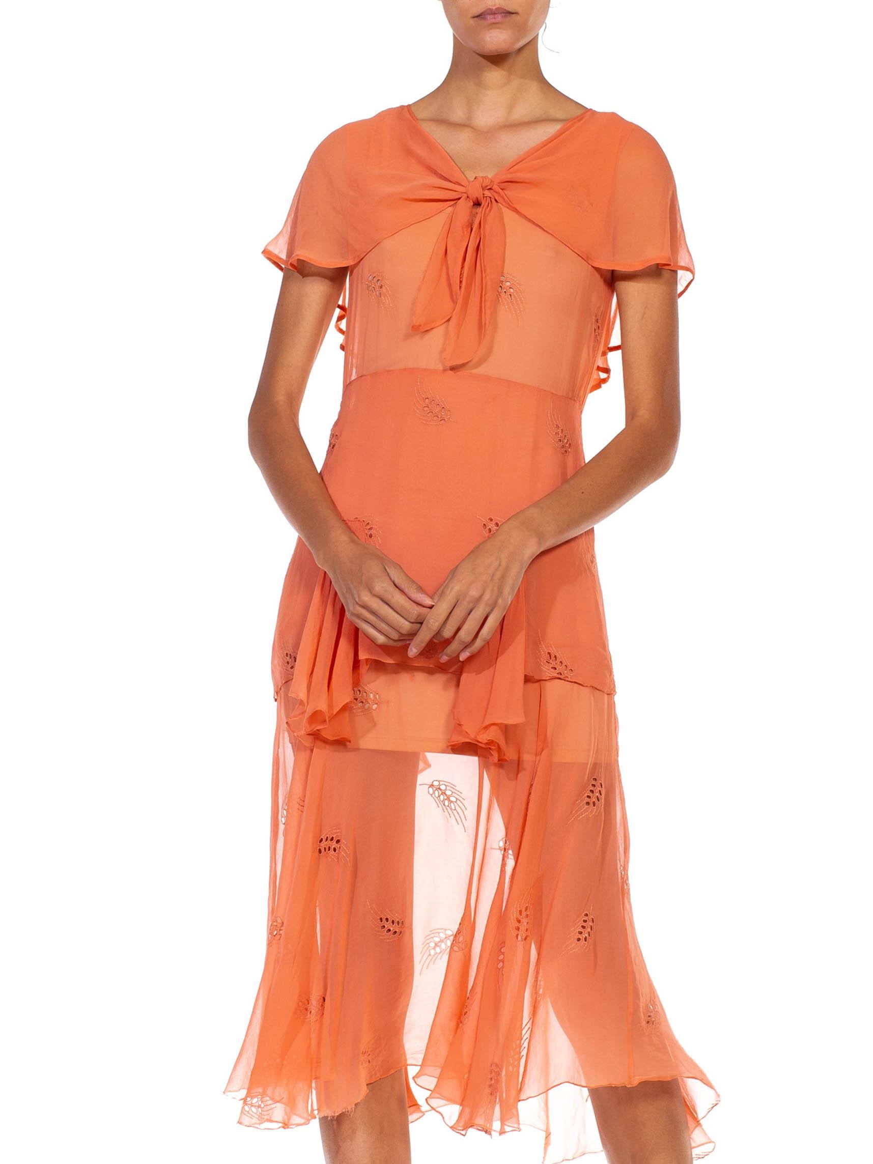 1920S Peach Silk Chiffon Lightweight Easy Summer Dress For Sale 1