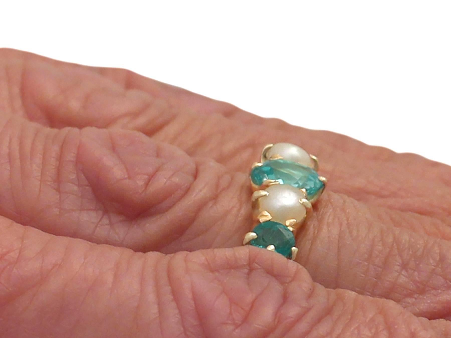 1920s Pearl 1.02 Carat Emerald Gold Cocktail Ring 4