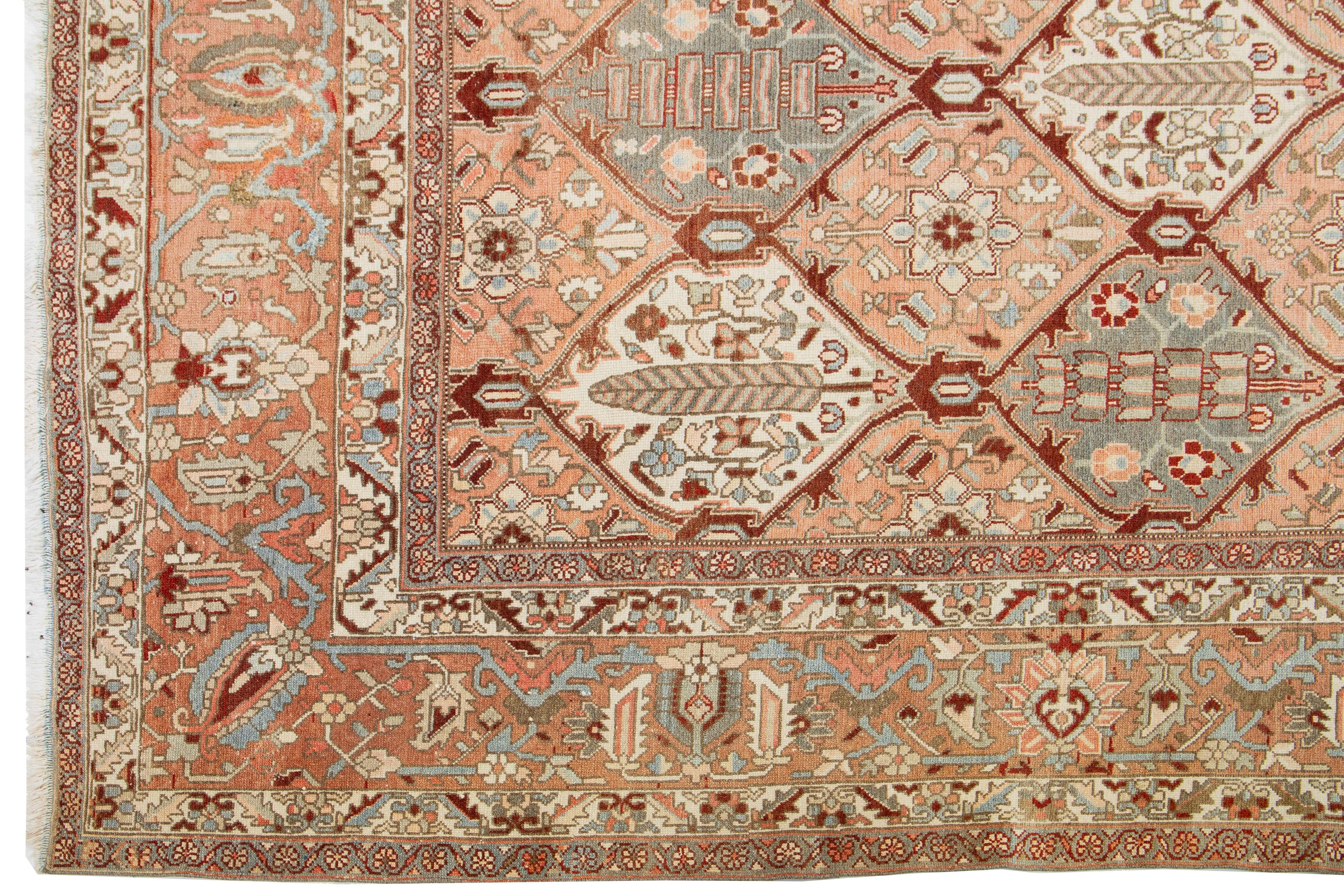 1920s Persian Bakhtiari Peach Wool Rug Handmade With Allover Geometric Pattern In Good Condition For Sale In Norwalk, CT