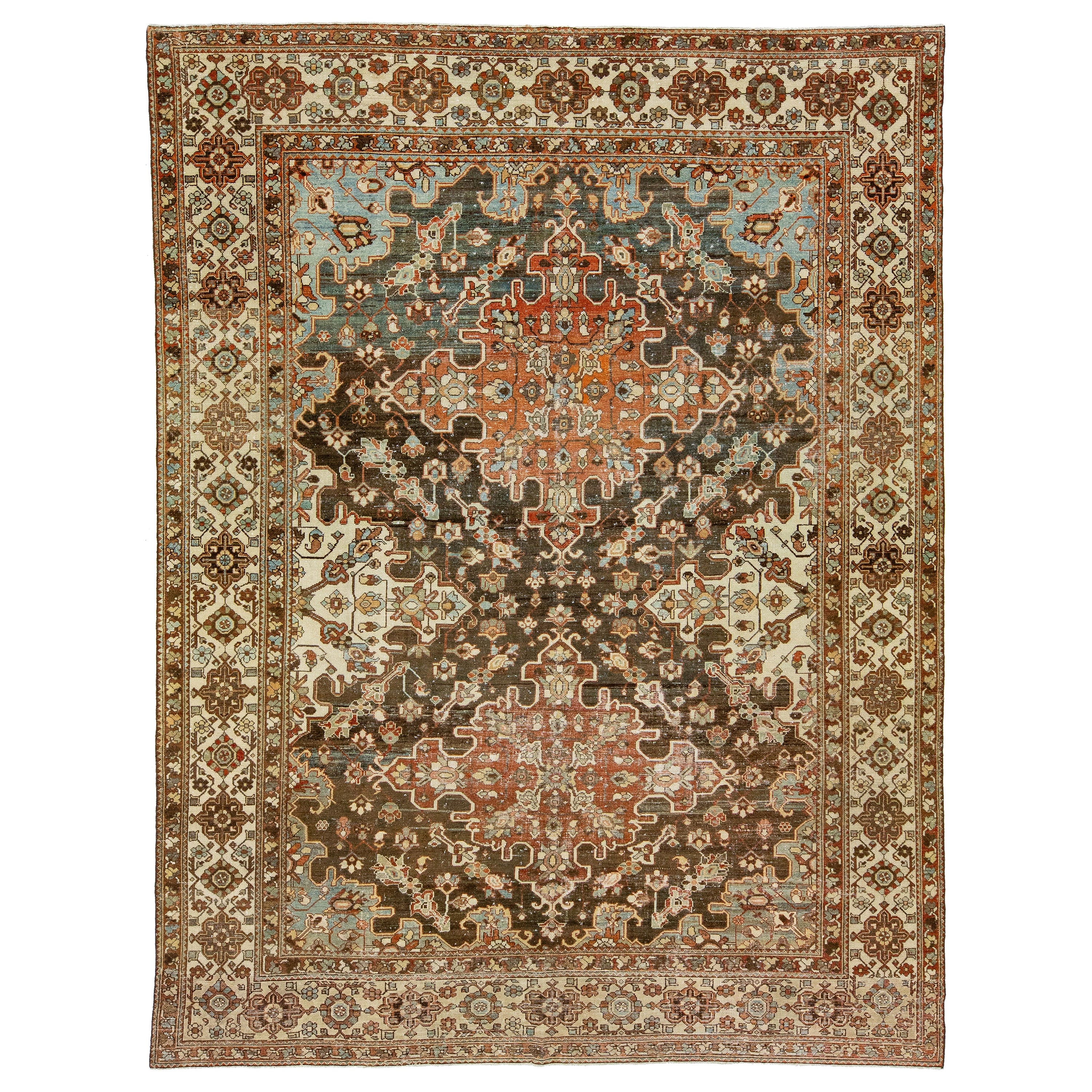 Persischer Bachtiari-Teppich aus roter Wolle mit mehrfarbigem Blumenmotiv aus den 1920er Jahren im Angebot