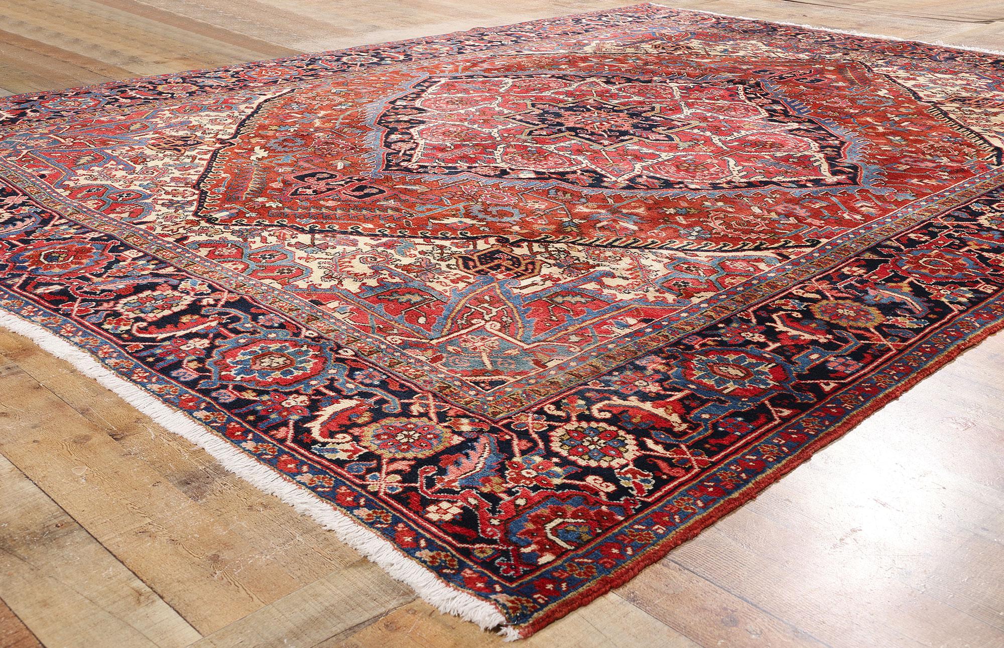 Alfombra persa Heriz de 1920 de estilo tradicional Heriz Serapi en venta