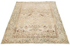 Tappeto persiano Heriz degli anni '20 in lana di colore beige con motivo a trifoglio