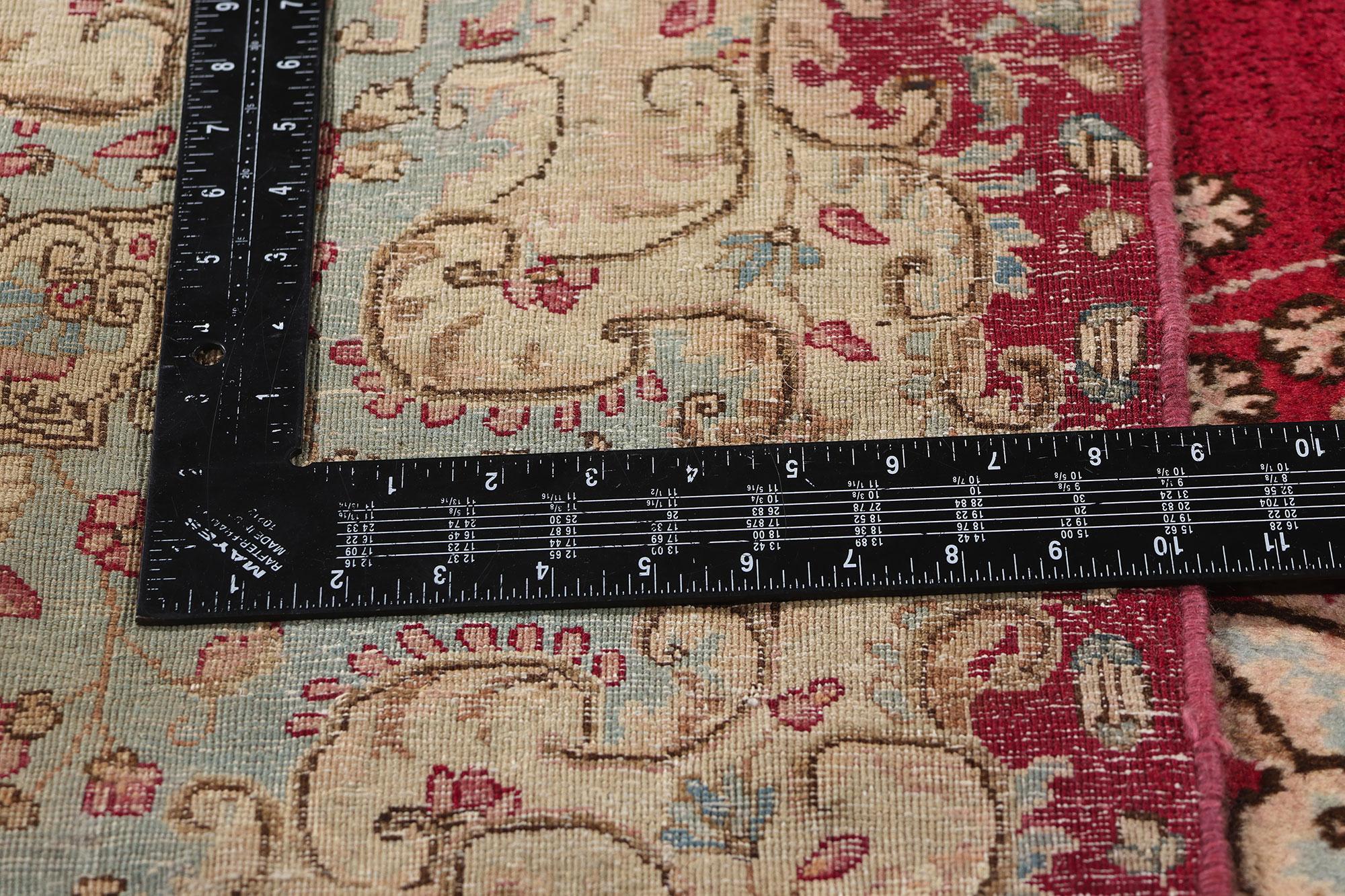 20th Century 1920's Persian Kerman Carpet with Traditional Style For Sale