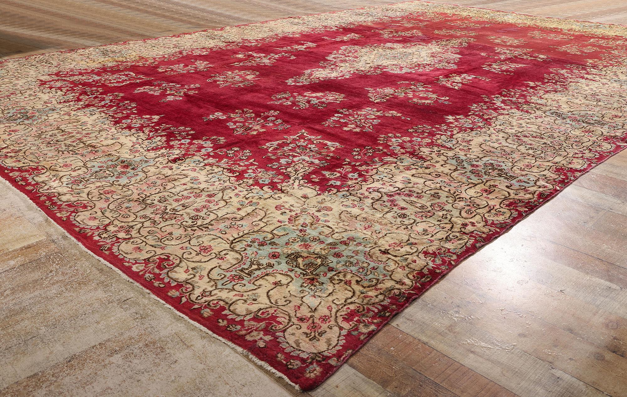 Wool 1920's Persian Kerman Carpet with Traditional Style For Sale