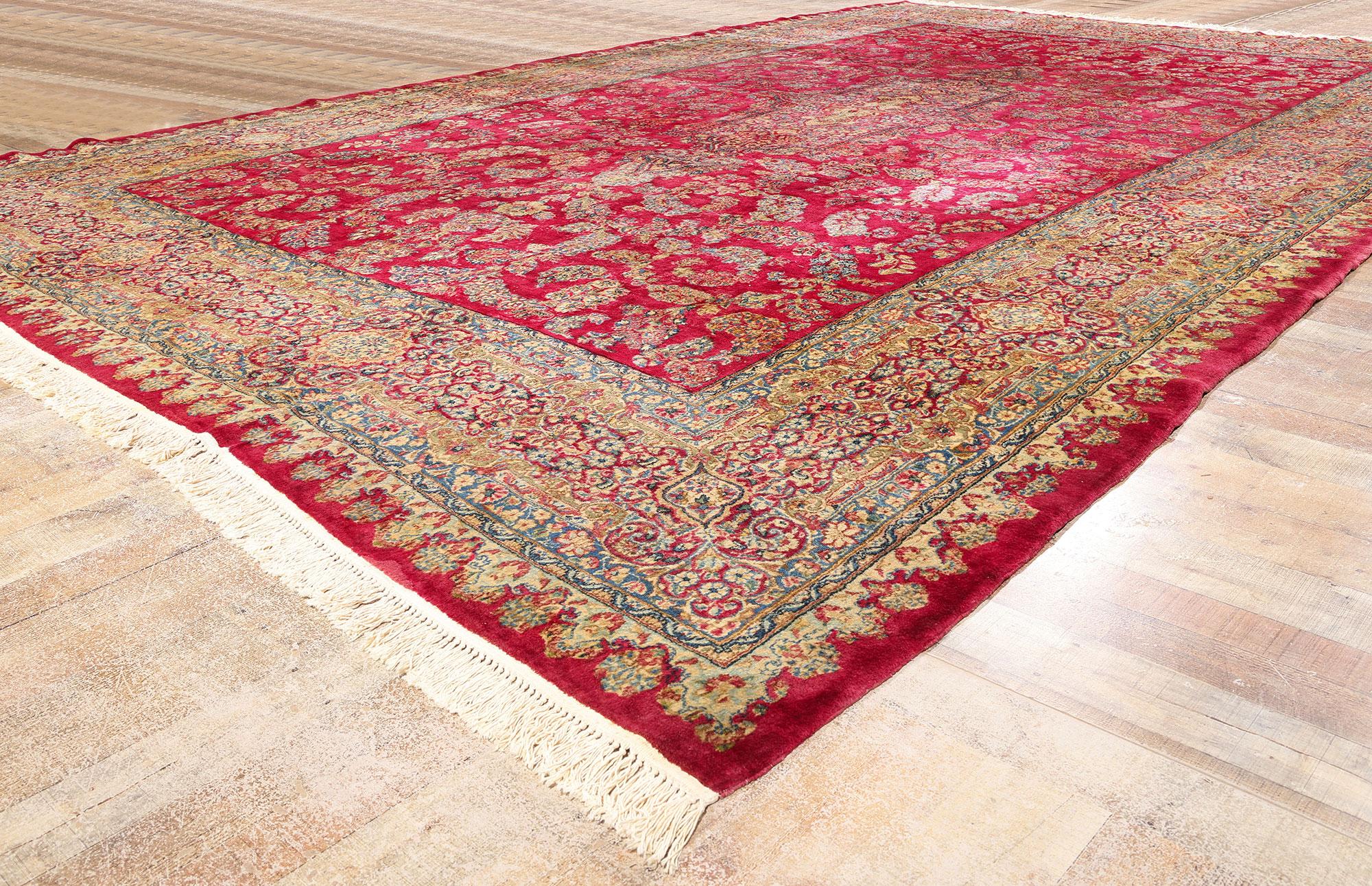 Persischer Kerman-Teppich aus den 1920er Jahren im traditionellen Stil im Angebot 2