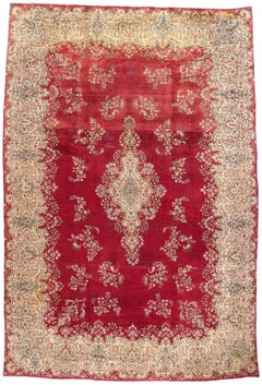 1920's Persian Kerman Carpet with Traditional Style