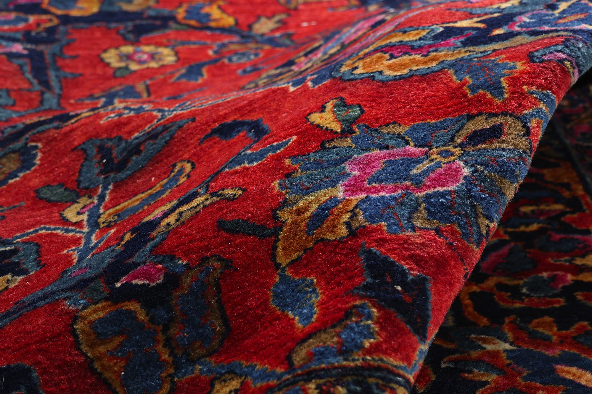 20th Century 1920's Persian Mohajeran Sarouk Carpet with Modern Style For Sale